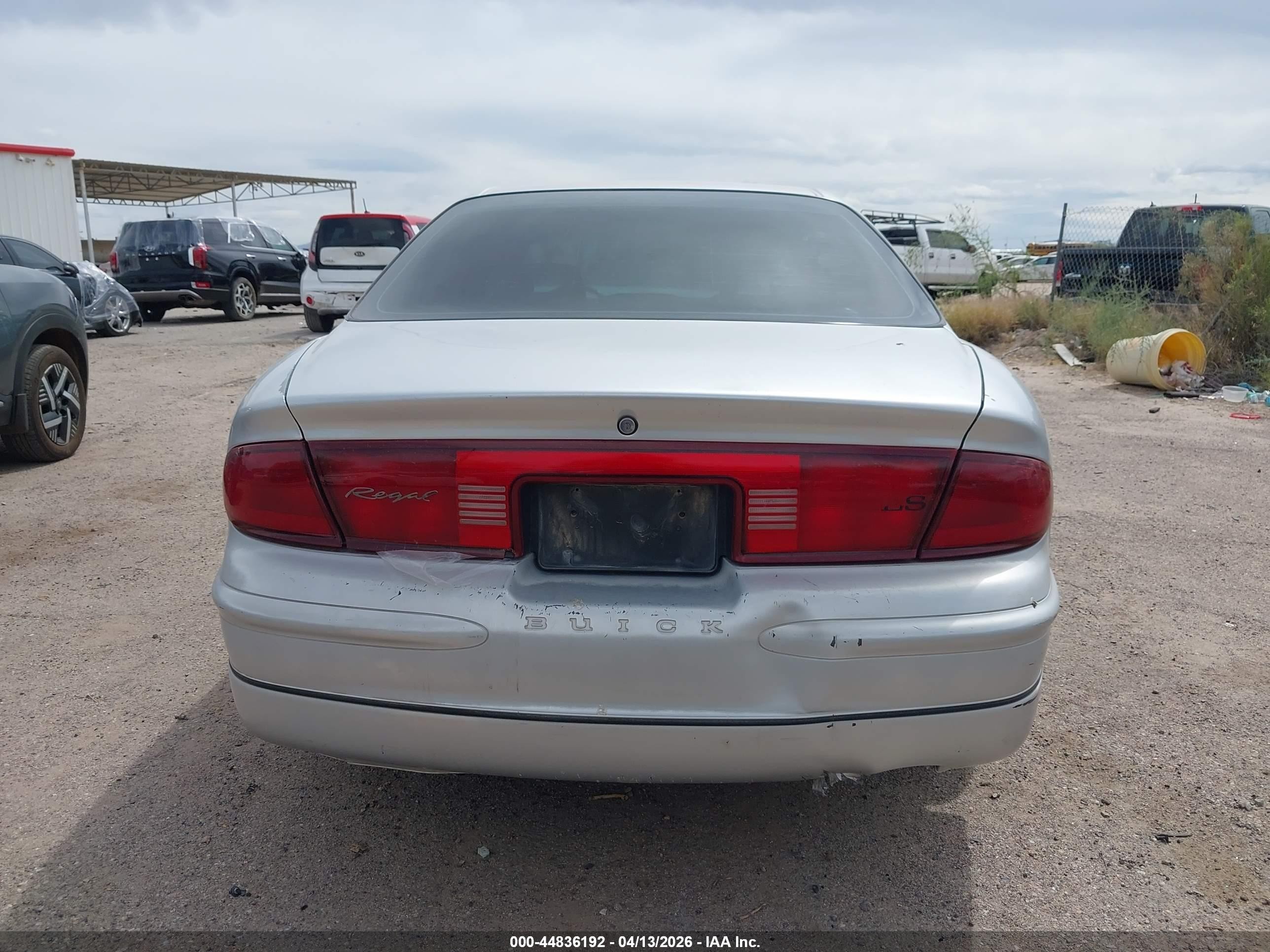 2004 Buick Regal Ls Silver vin: 2G4WB52K241254234