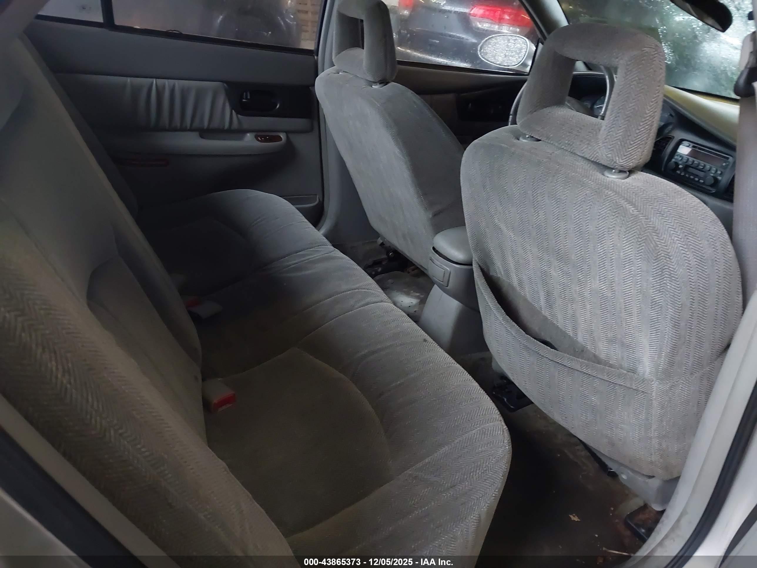 2004 Buick Regal Ls Silver vin: 2G4WB52K241258428