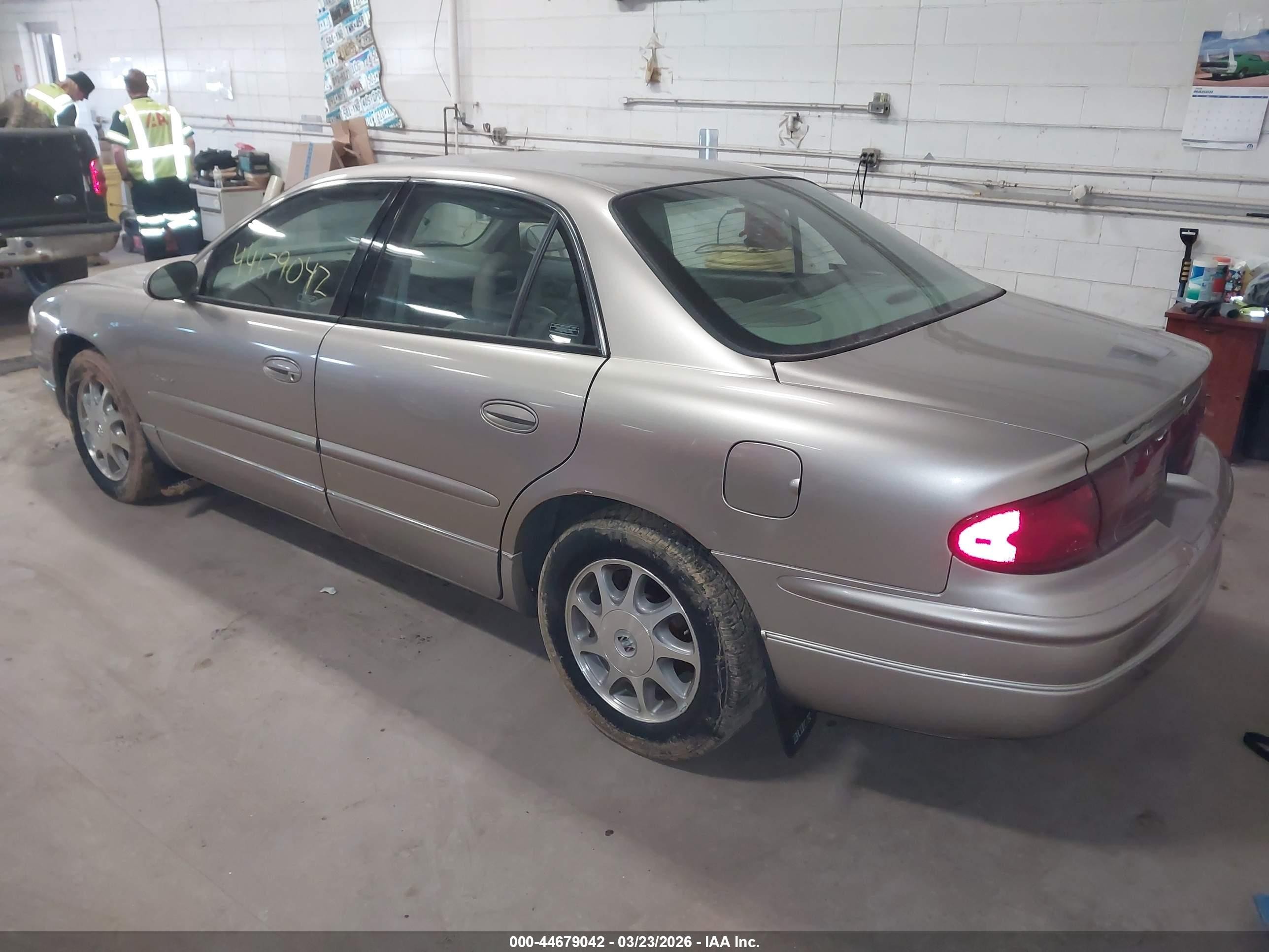 1998 Buick Regal Ls Золотой vin: 2G4WB52K2W1502985
