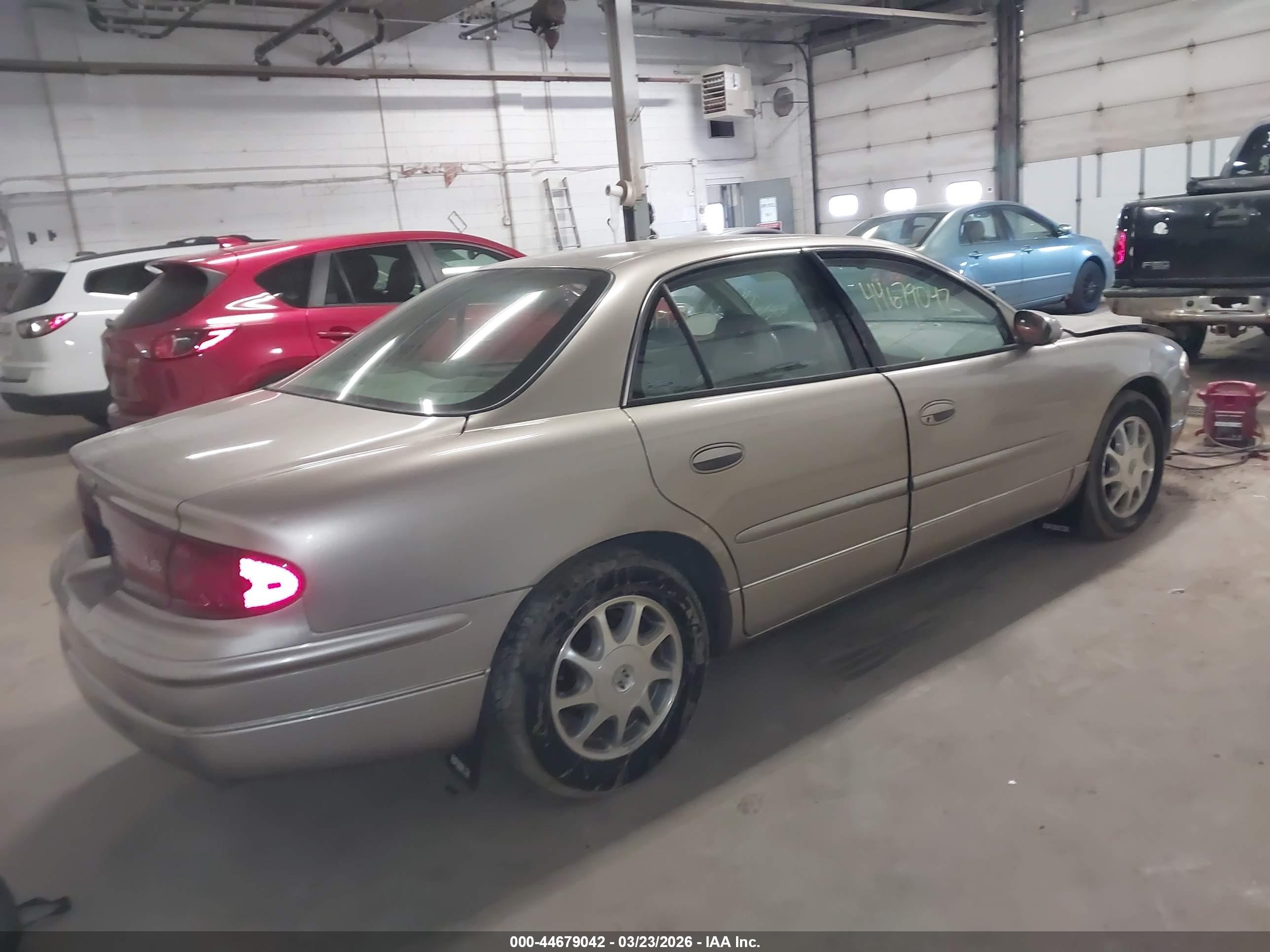 1998 Buick Regal Ls Золотой vin: 2G4WB52K2W1502985