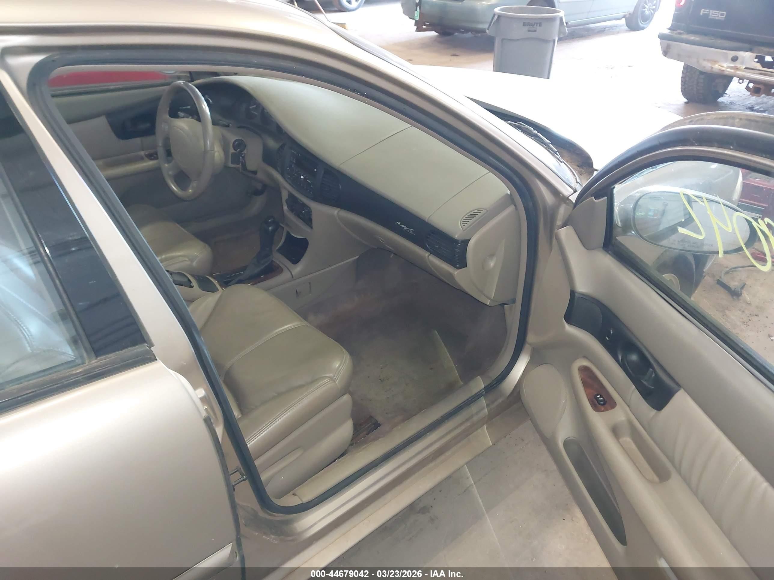 1998 Buick Regal Ls Золотой vin: 2G4WB52K2W1502985