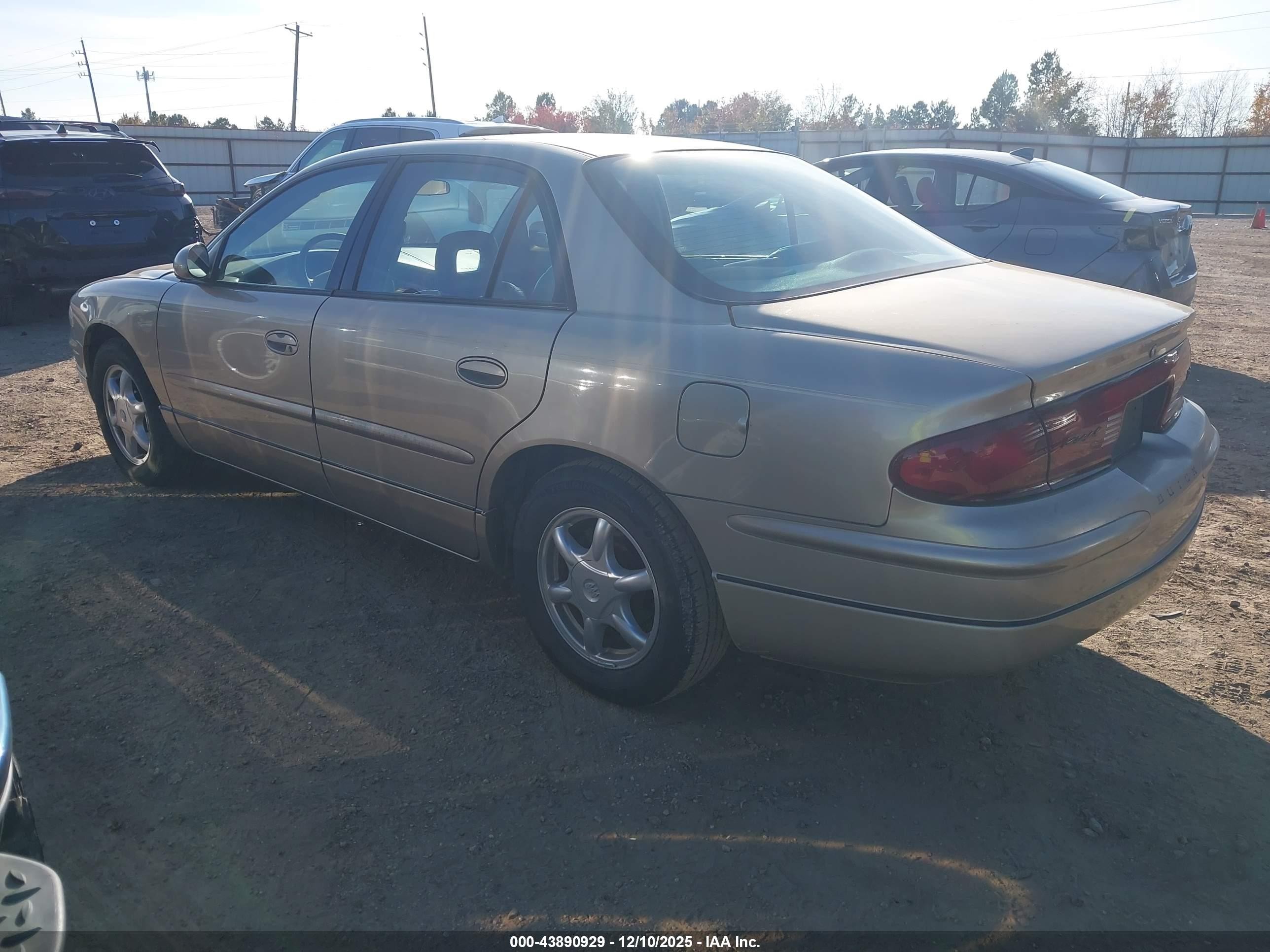 2004 Buick Regal Ls Золотой vin: 2G4WB52K441179326