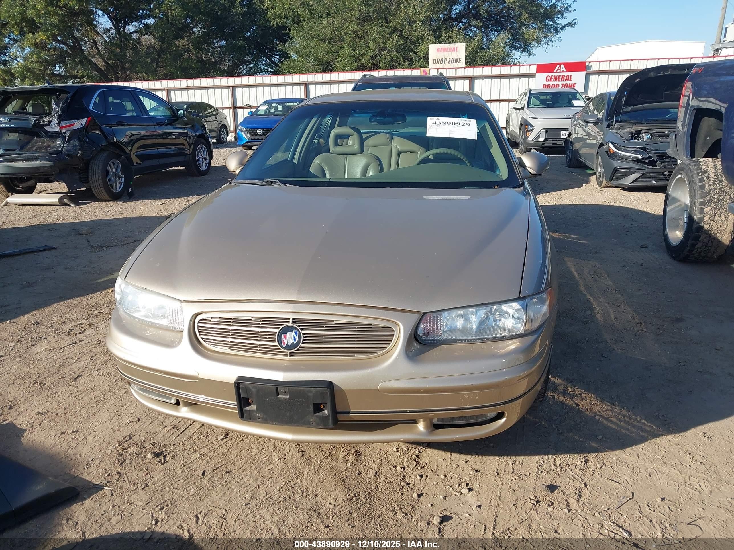 2004 Buick Regal Ls Золотой vin: 2G4WB52K441179326