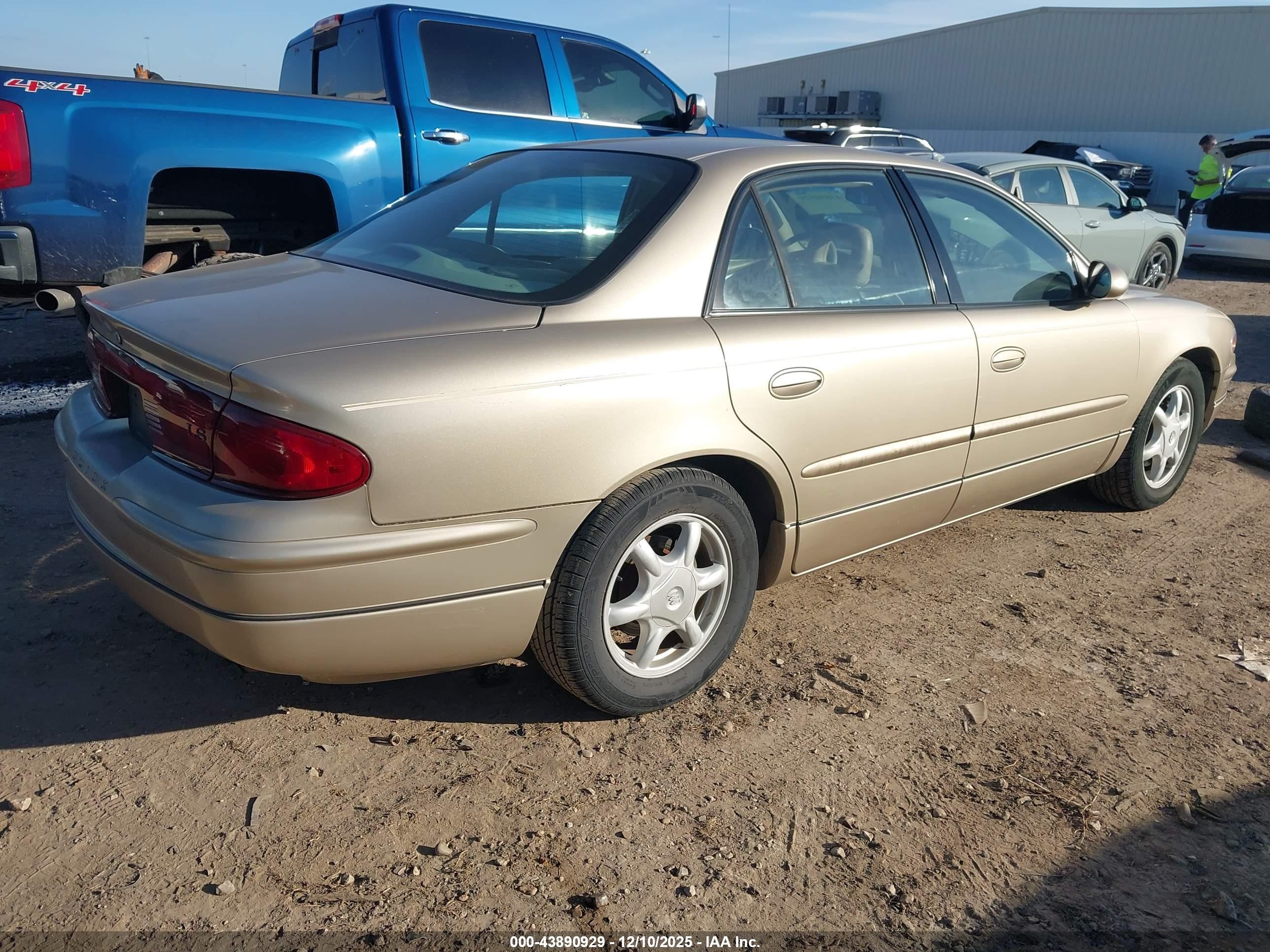 2004 Buick Regal Ls Золотой vin: 2G4WB52K441179326