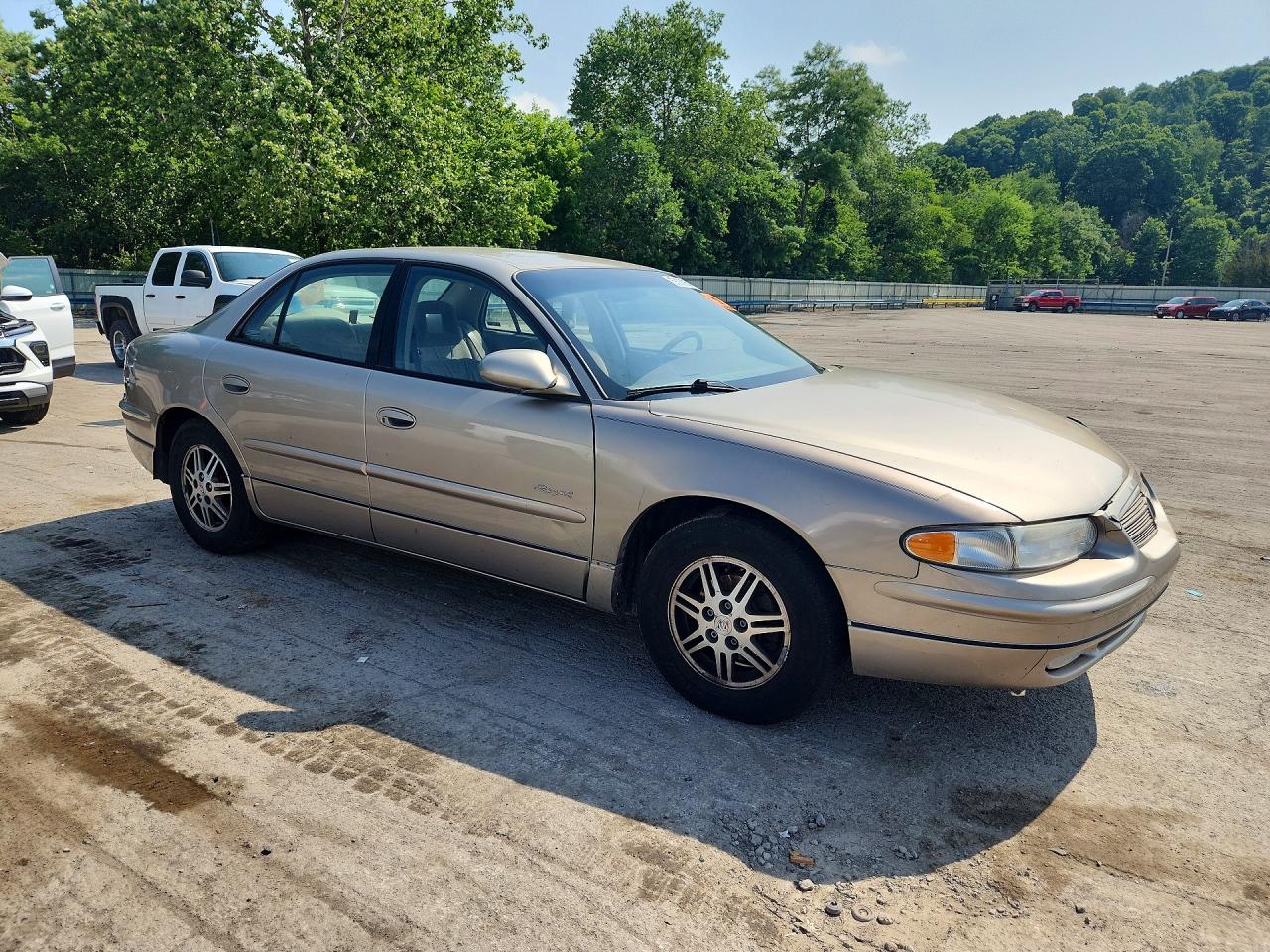 2001 Buick Regal Ls Tan vin: 2G4WB52K511126100