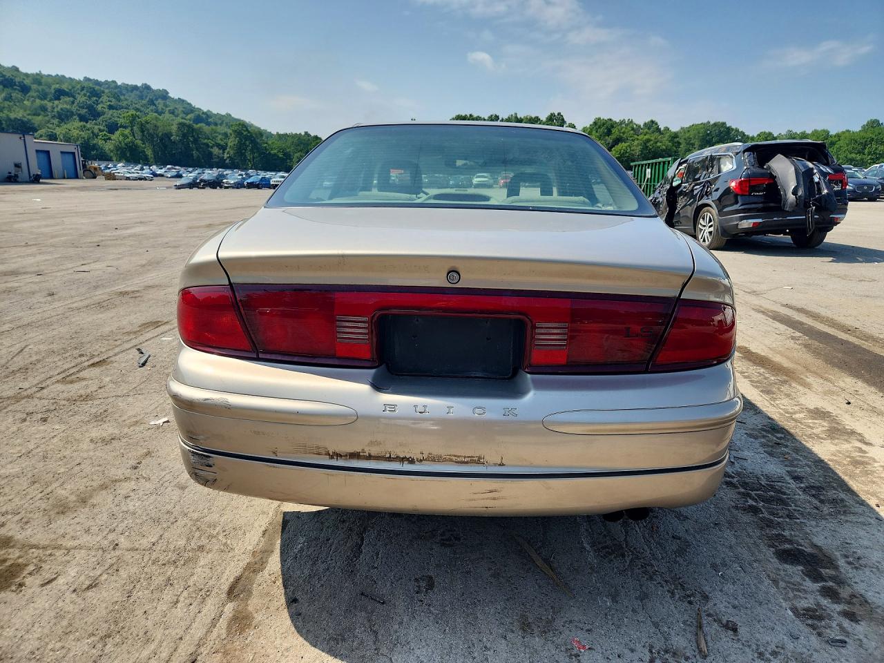2001 Buick Regal Ls Tan vin: 2G4WB52K511126100