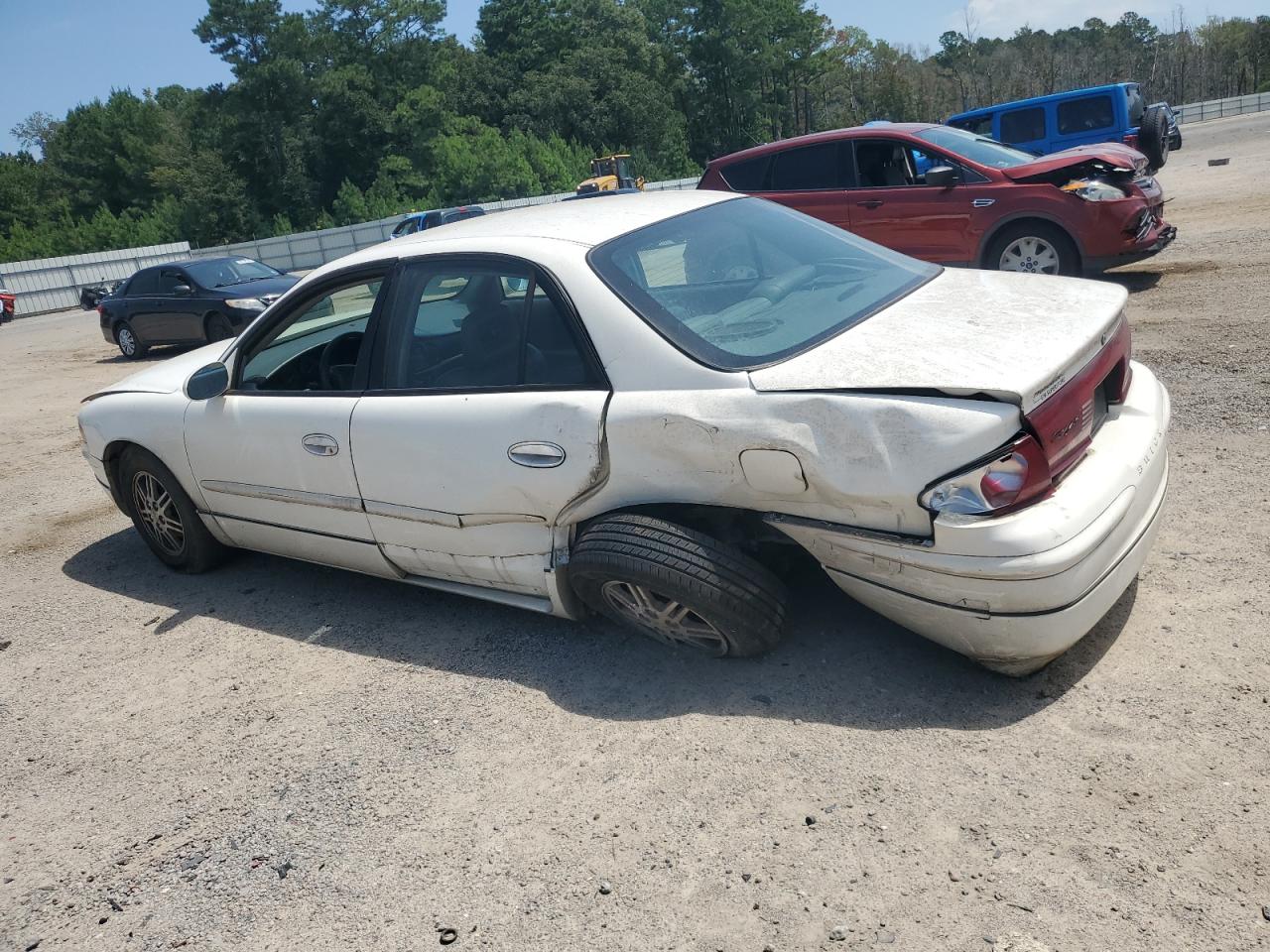 2003 Buick Regal Ls White vin: 2G4WB52K531218648