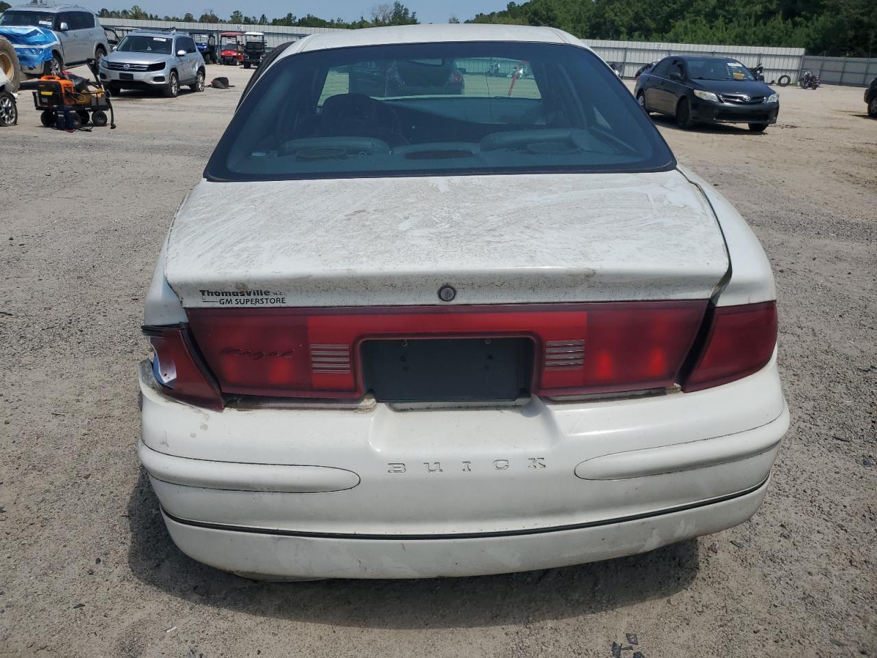 2003 Buick Regal Ls White vin: 2G4WB52K531218648