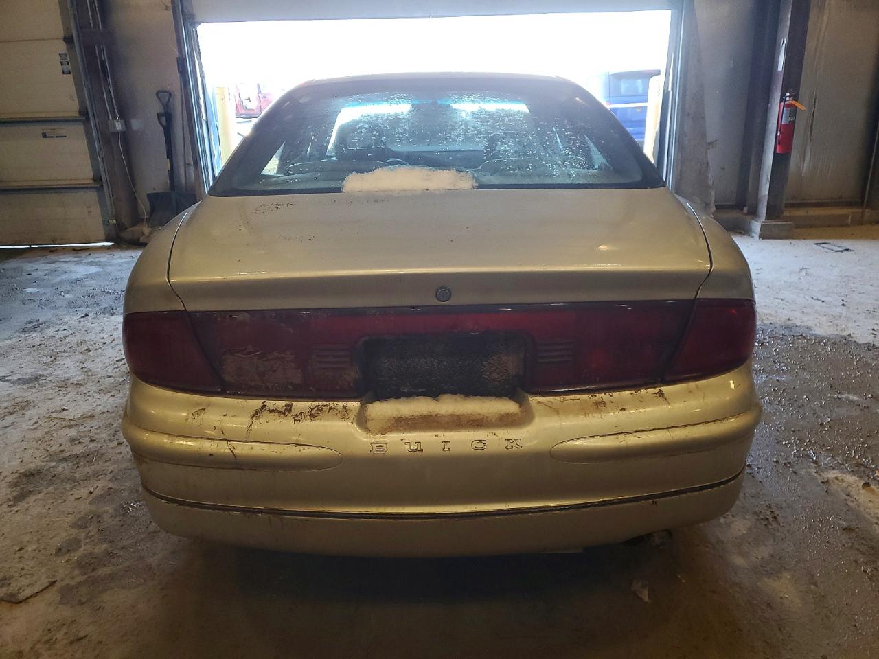 2004 Buick Regal Ls Silver vin: 2G4WB52K541237086