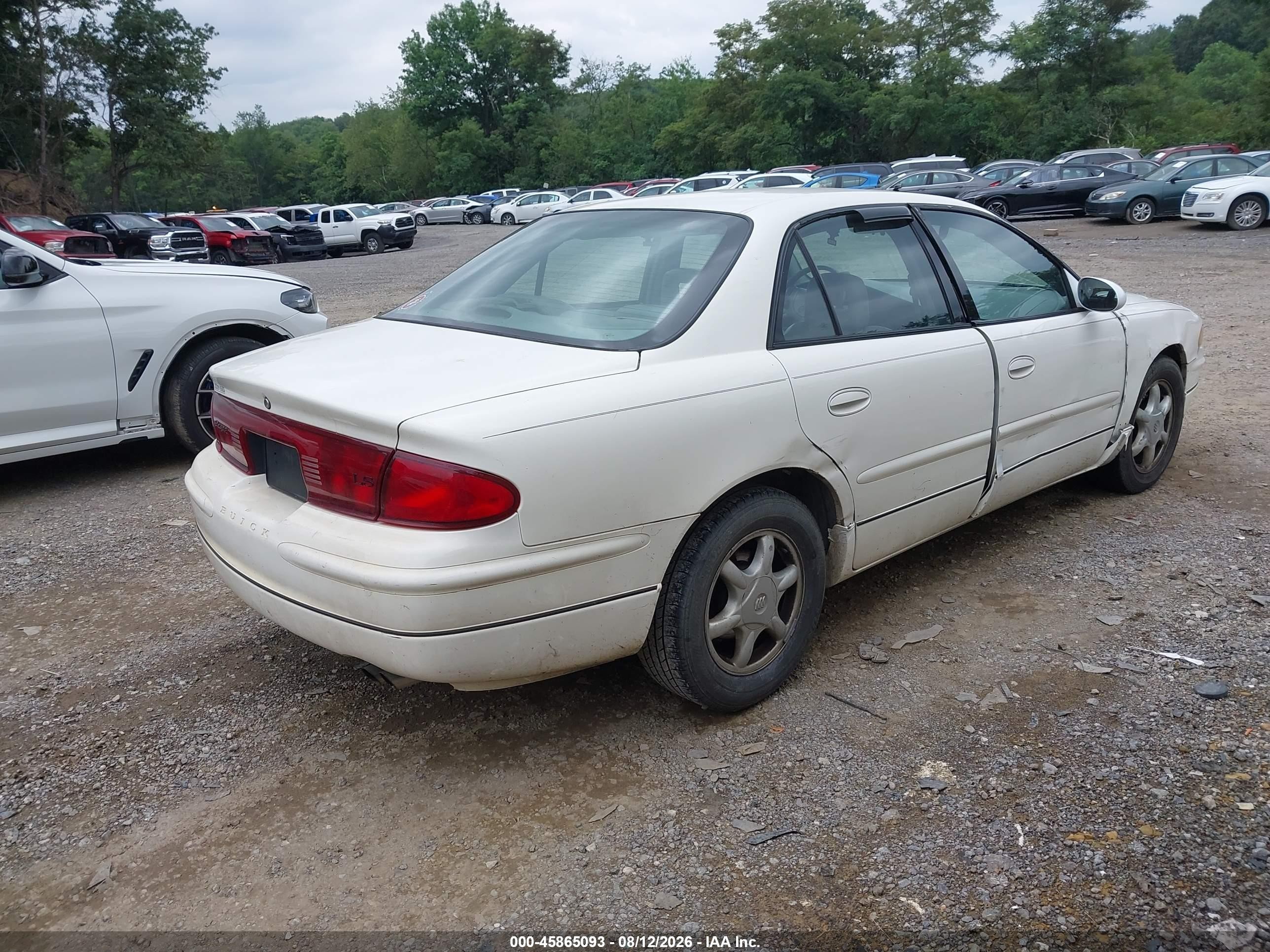 2004 Buick Regal Ls White vin: 2G4WB52K541352870