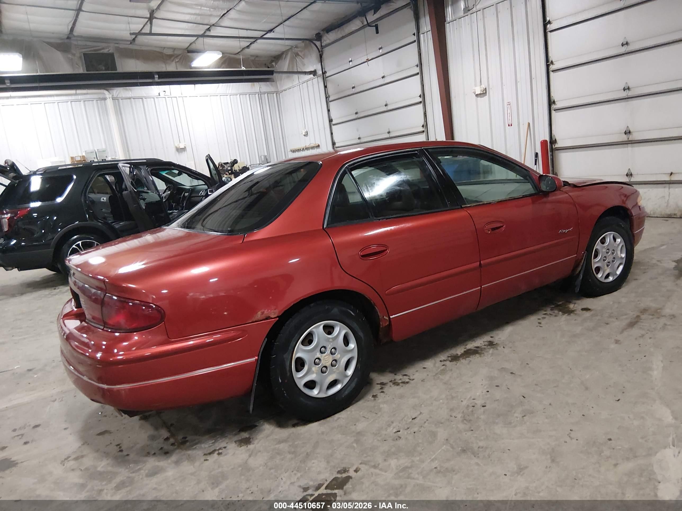 1998 Buick Regal Ls Red vin: 2G4WB52K5W1404002