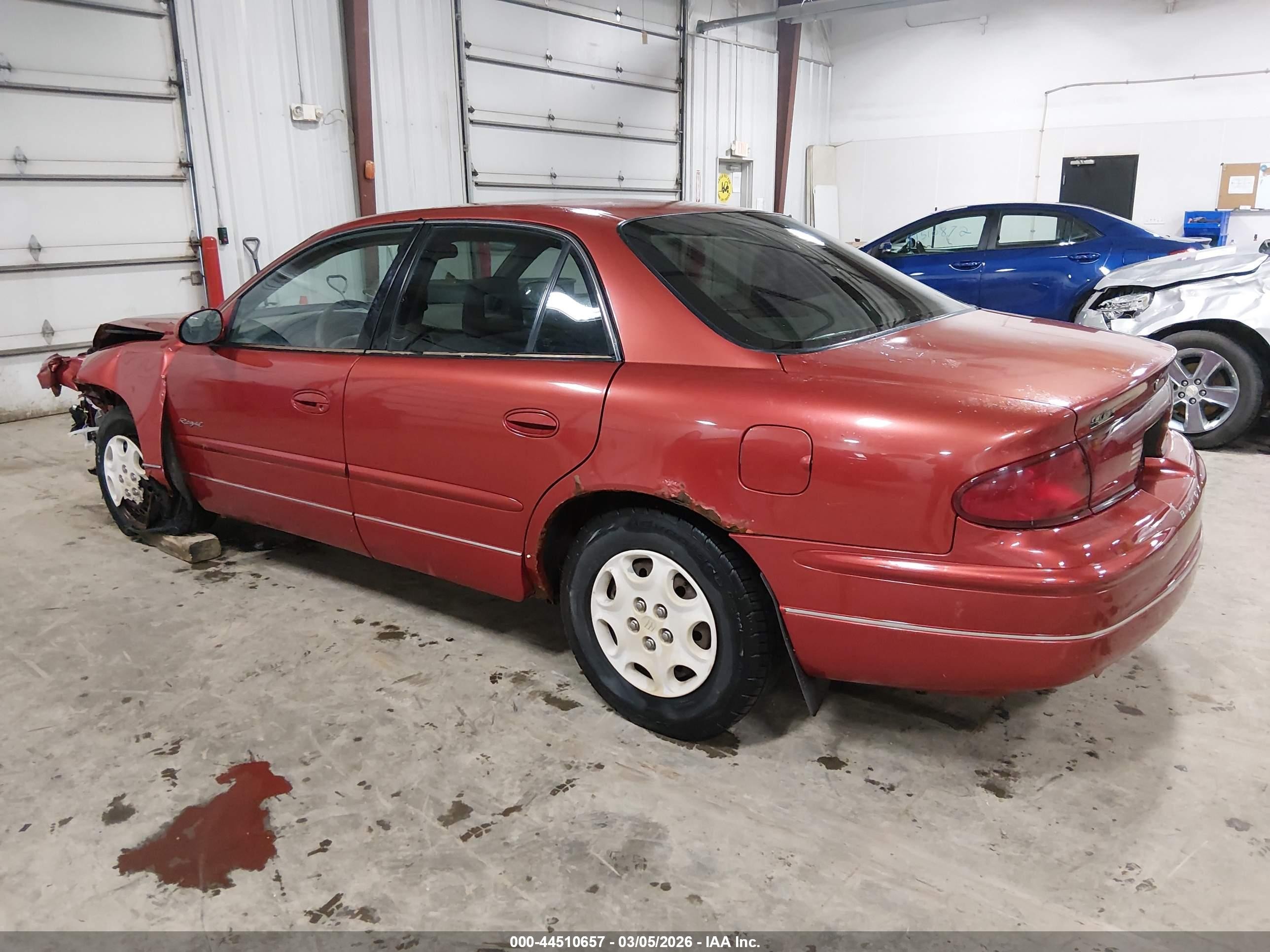 1998 Buick Regal Ls Red vin: 2G4WB52K5W1404002