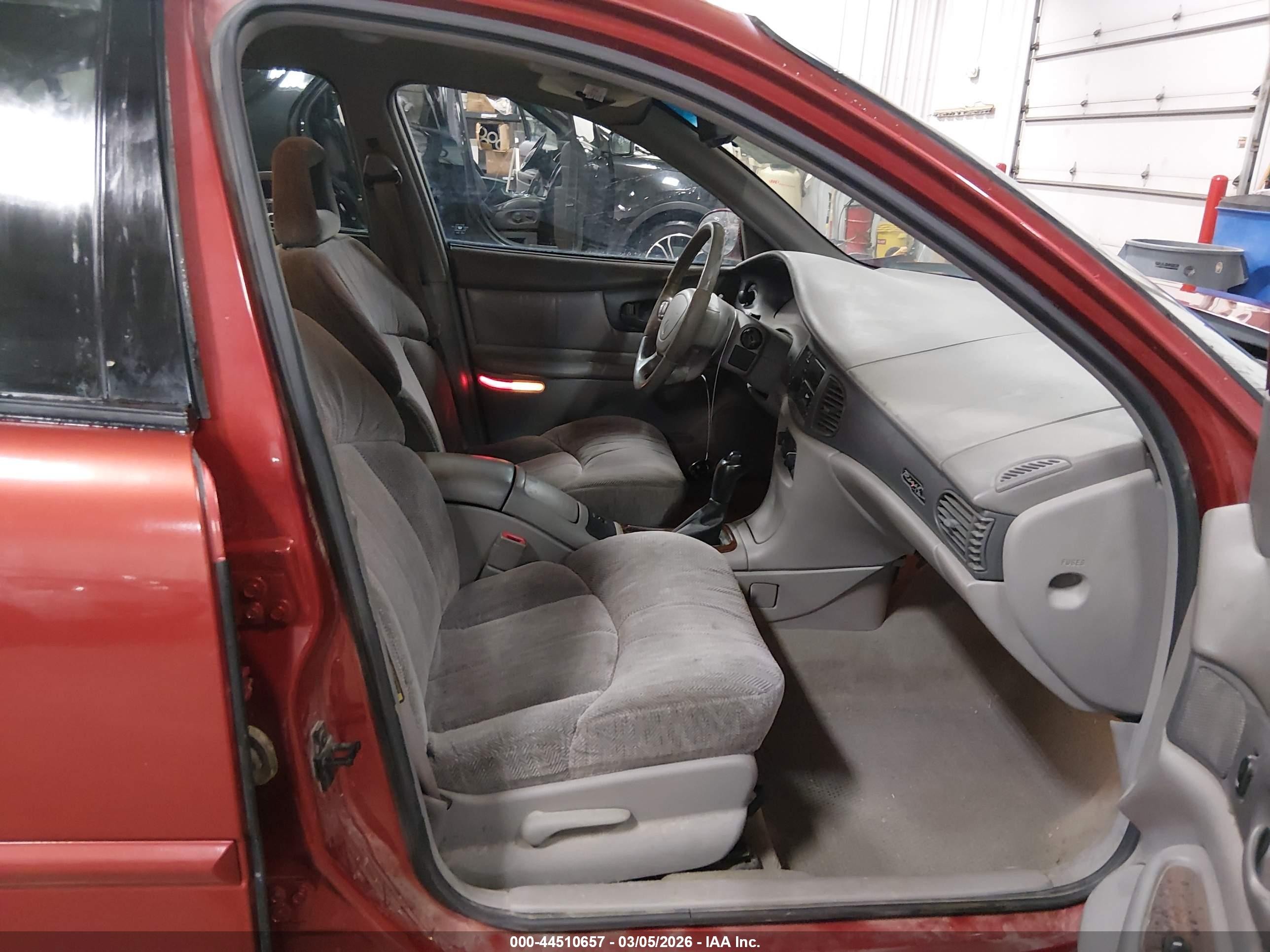 1998 Buick Regal Ls Red vin: 2G4WB52K5W1404002