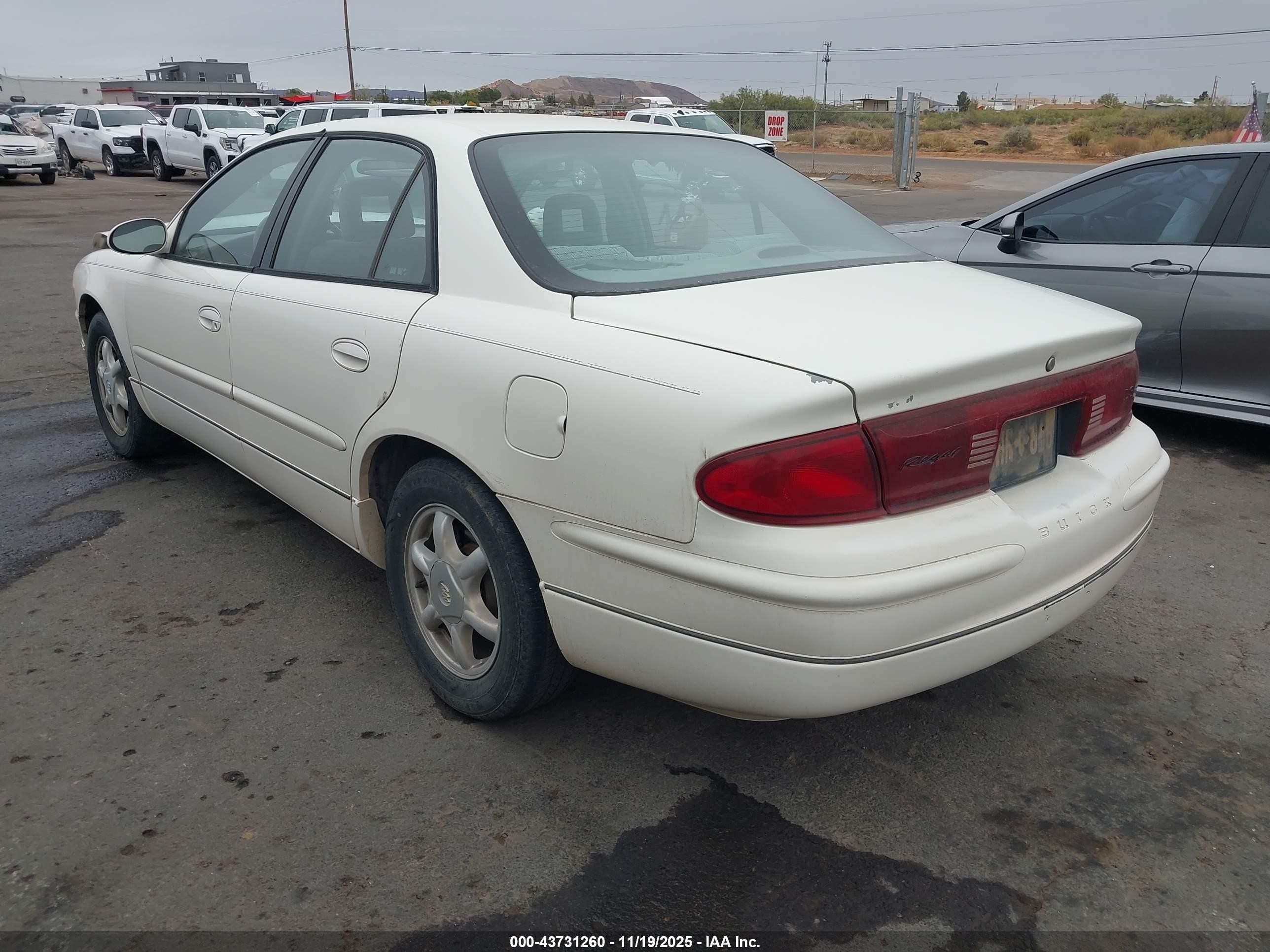 2004 Buick Regal Ls White vin: 2G4WB52K641180445