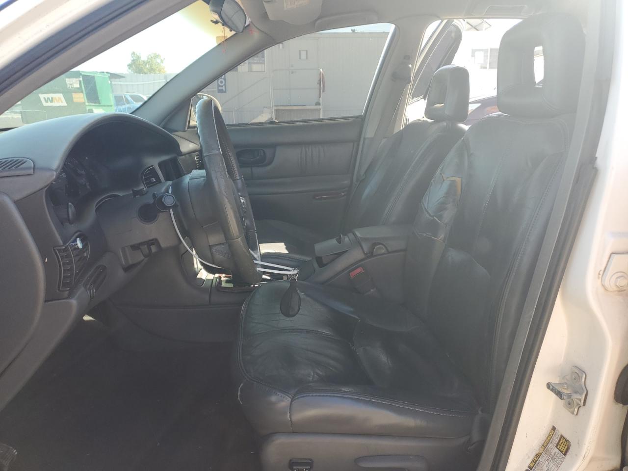 2004 Buick Regal Ls White vin: 2G4WB52K741356449
