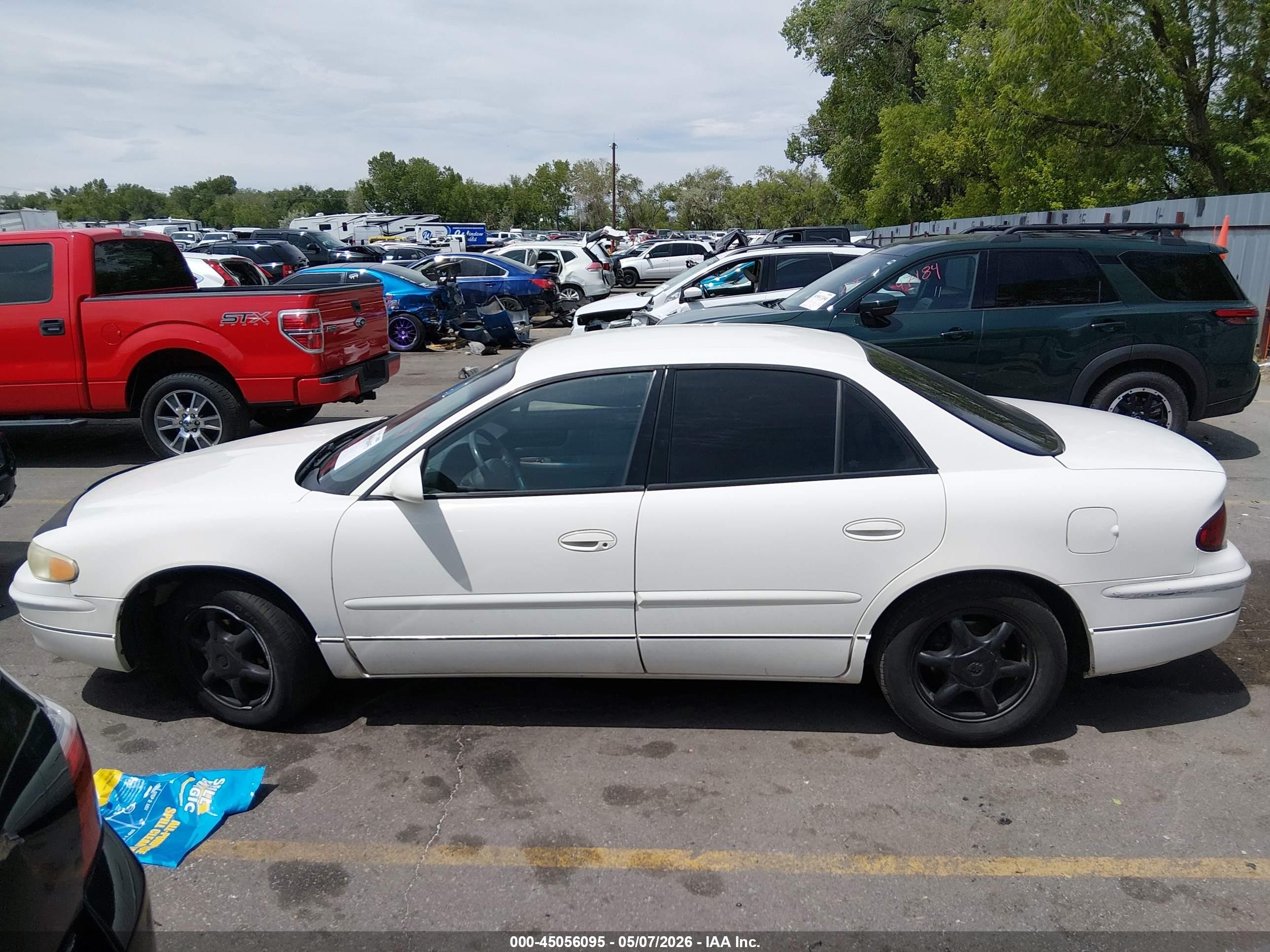 2004 Buick Regal Ls Белый vin: 2G4WB52K741359903