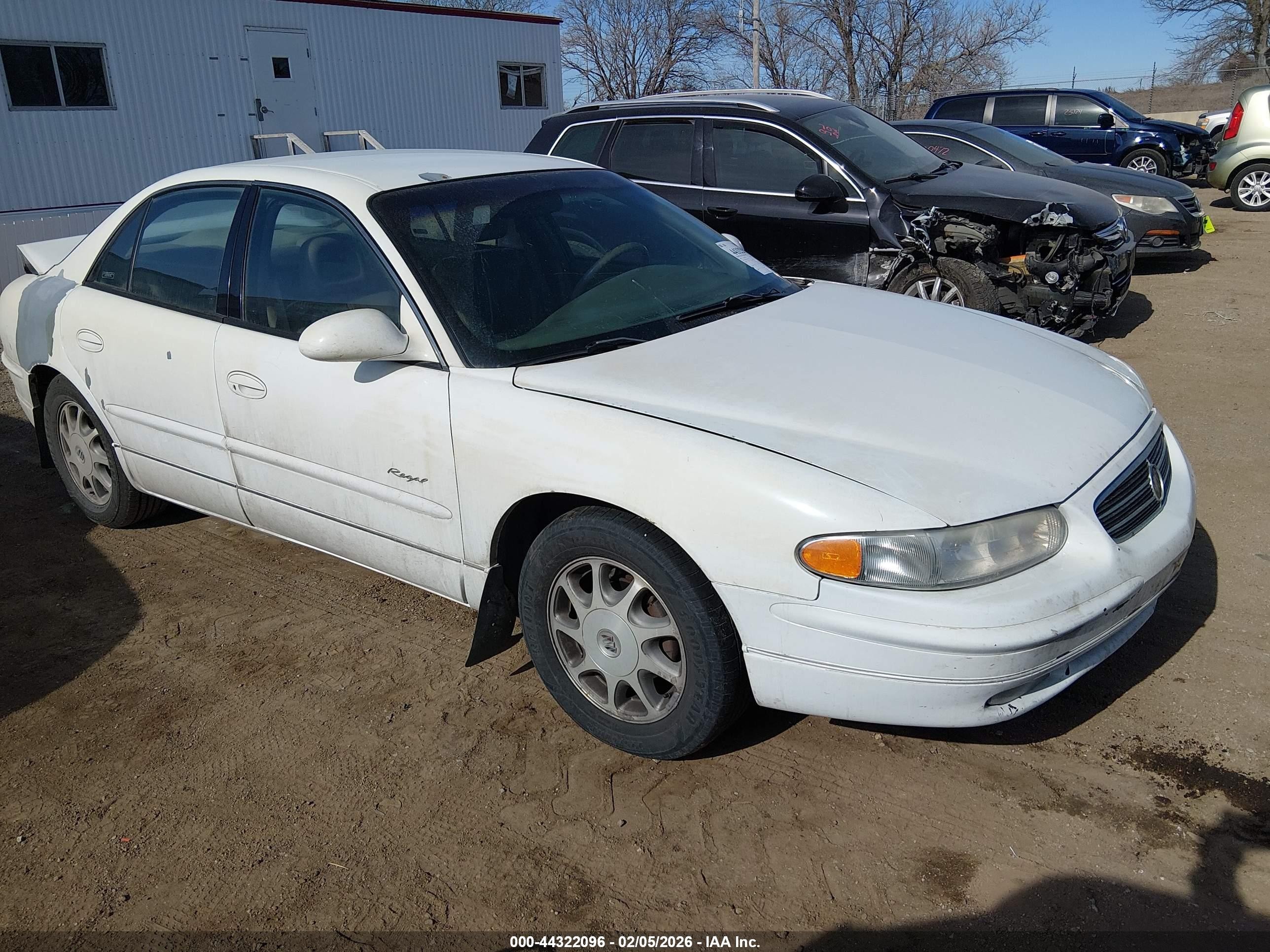 1998 Buick Regal Ls White vin: 2G4WB52K7W1436319