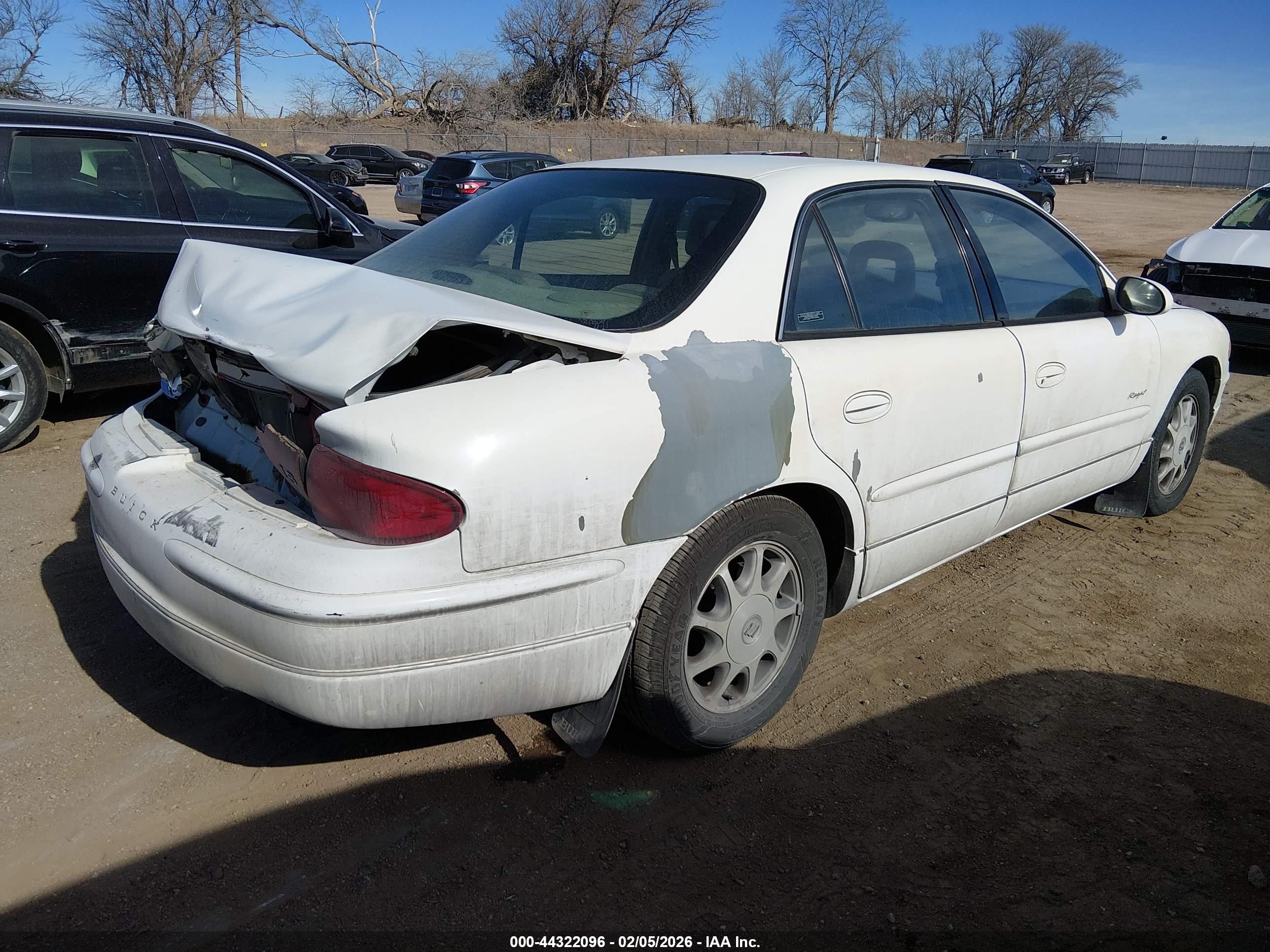 1998 Buick Regal Ls White vin: 2G4WB52K7W1436319