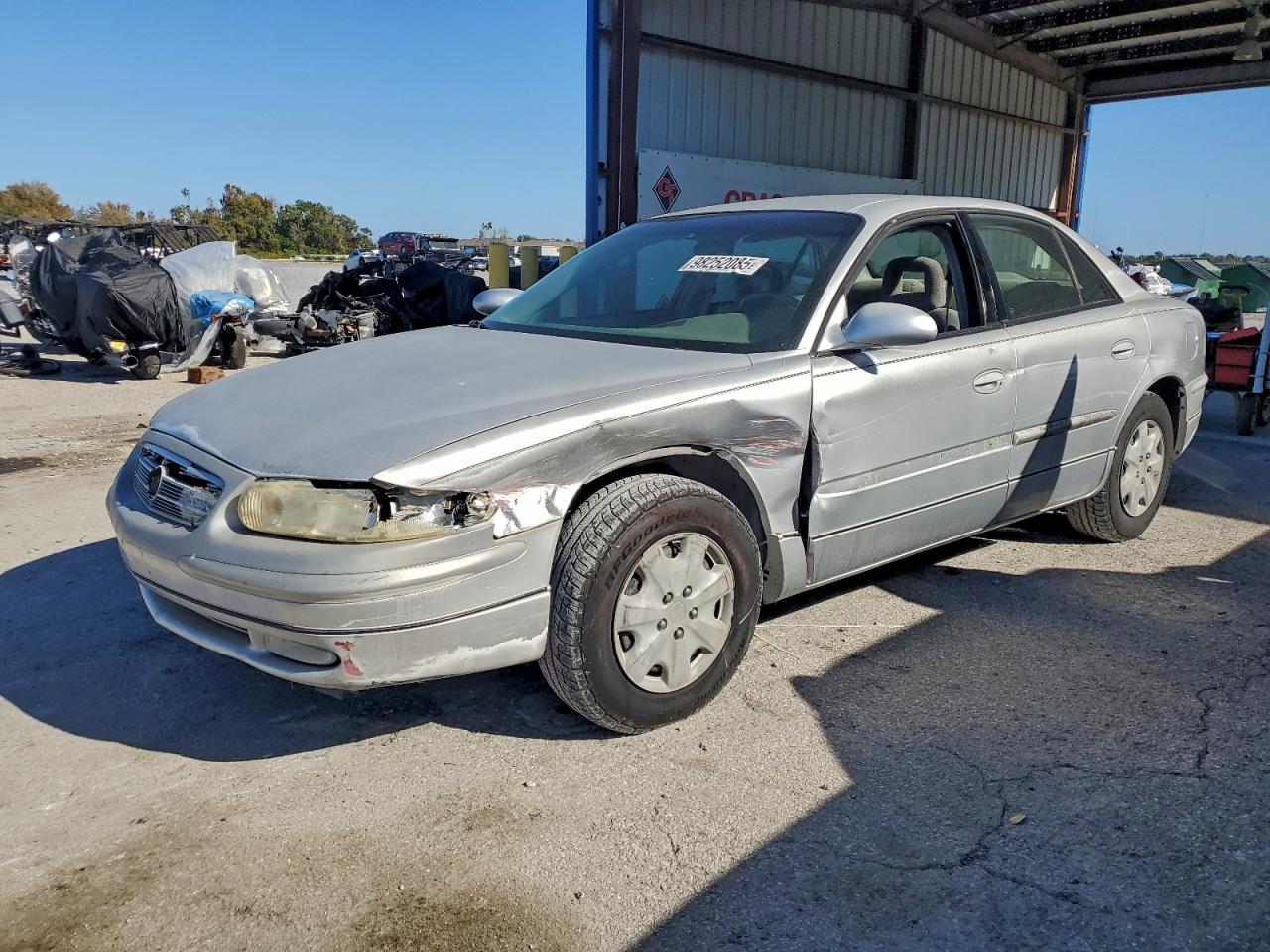 2G4WB52K831104854