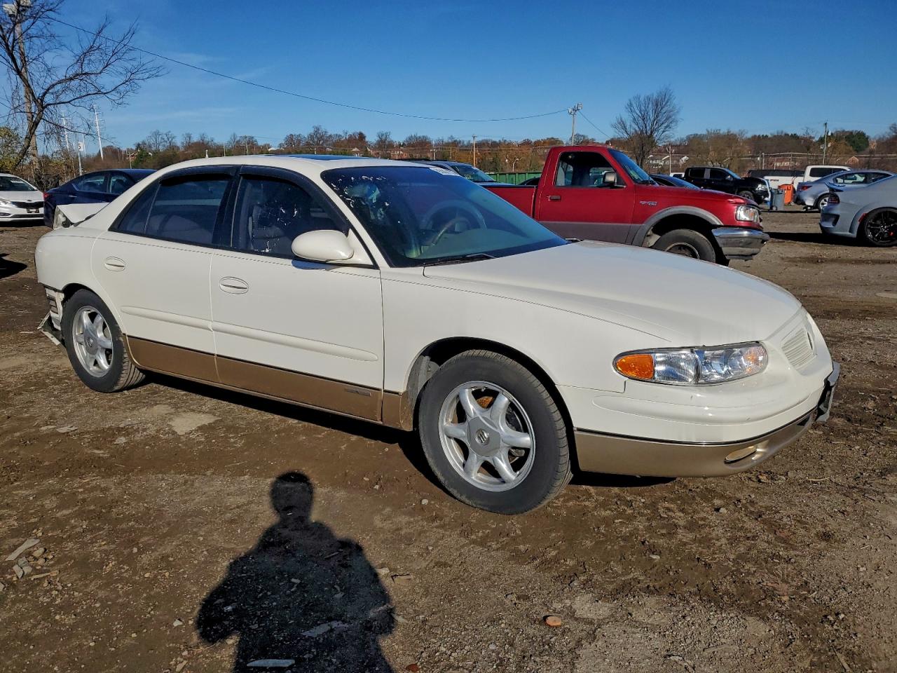 2004 Buick Regal Ls Белый vin: 2G4WB52K941228195