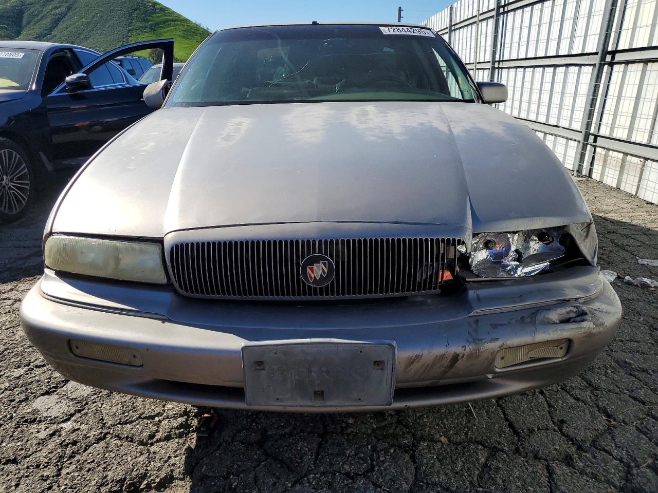 1996 Buick Regal Custom Silver vin: 2G4WB52K9T1460777