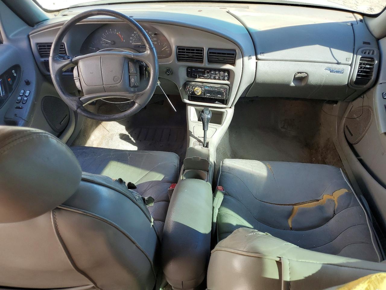 1996 Buick Regal Custom Silver vin: 2G4WB52K9T1460777