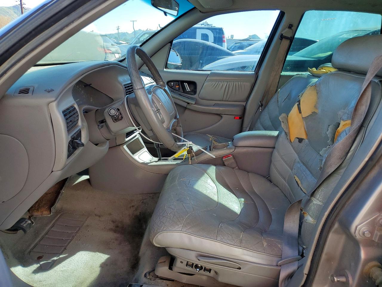 1996 Buick Regal Custom Silver vin: 2G4WB52K9T1460777