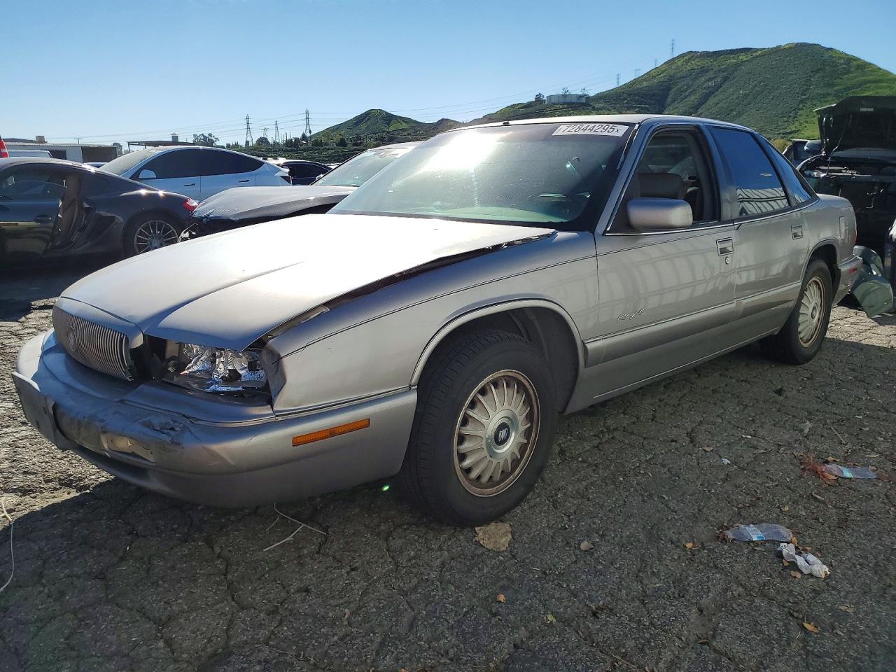 1996 Buick Regal Custom Silver vin: 2G4WB52K9T1460777