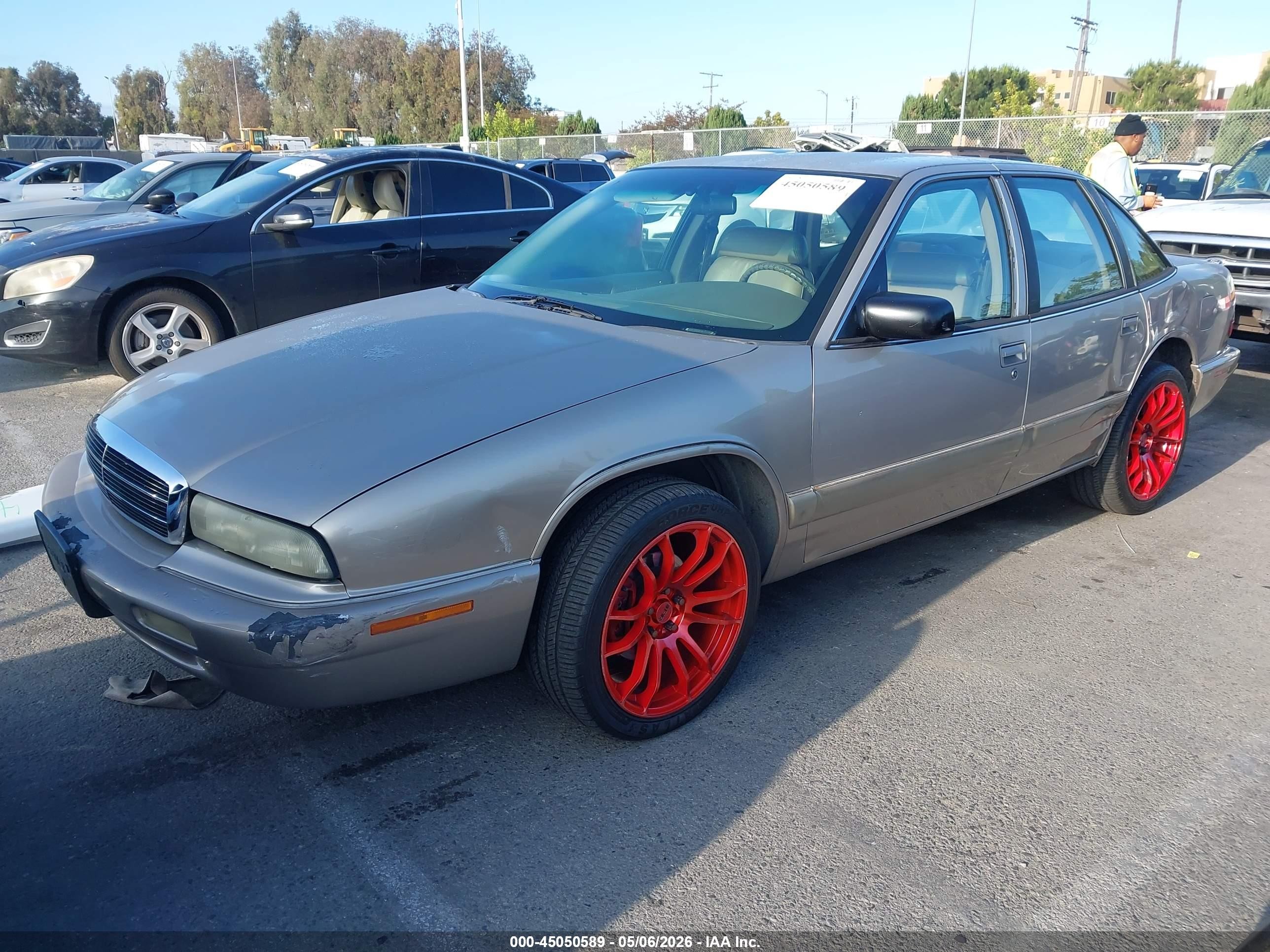 1996 Buick Regal Custom Champagne vin: 2G4WB52K9T1495352