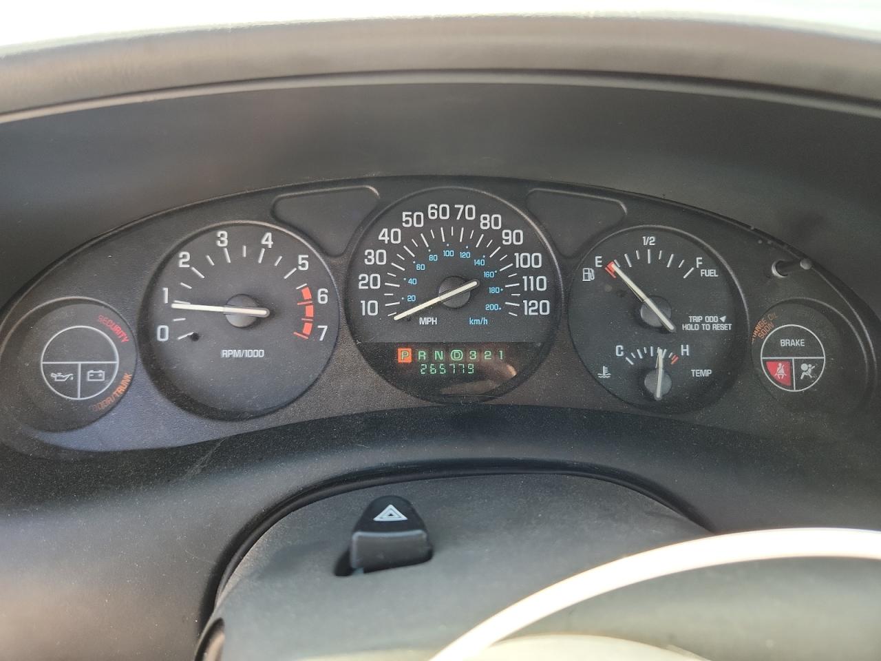2003 Buick Regal Ls White vin: 2G4WB52KX31155935