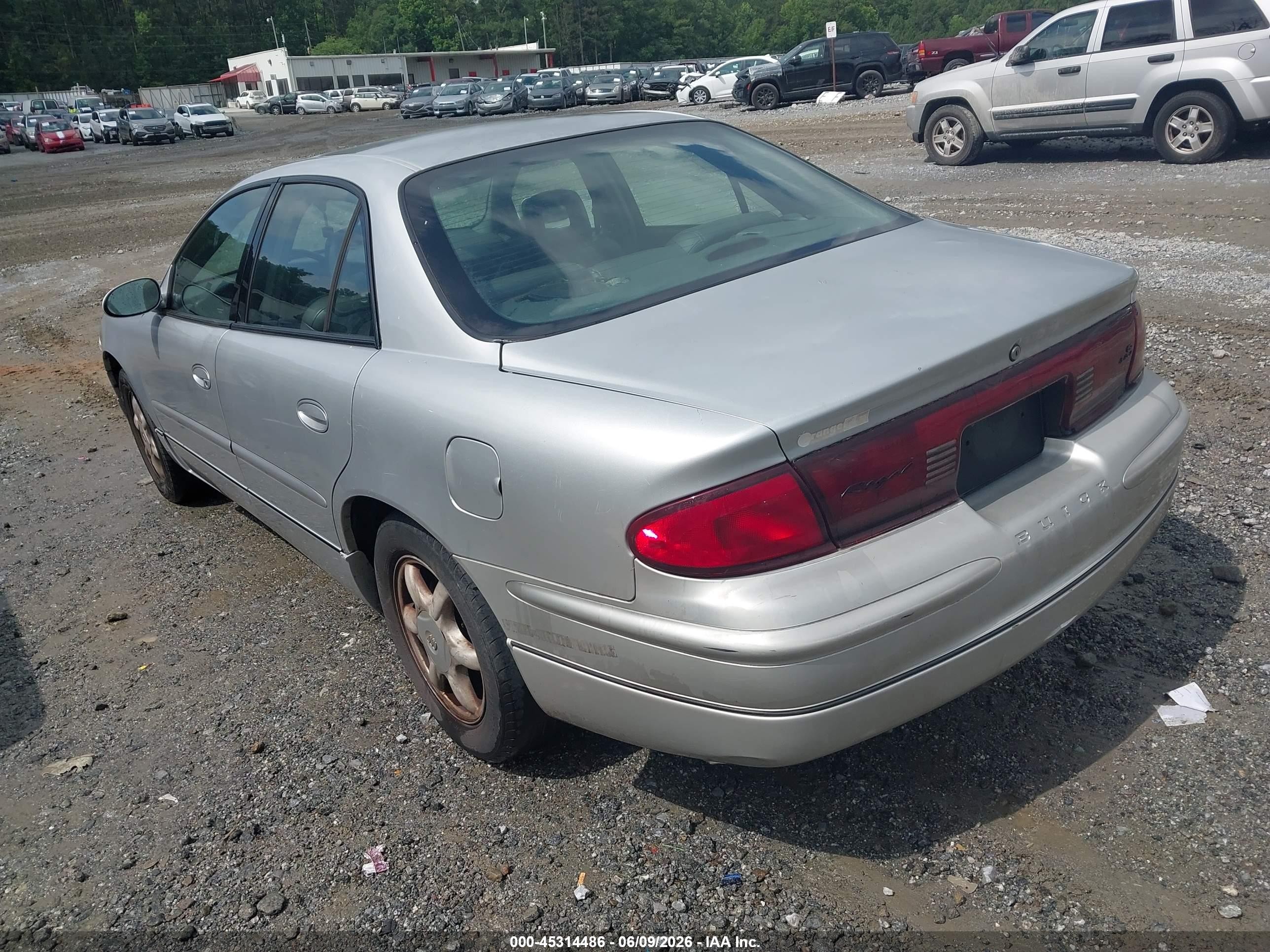2004 Buick Regal Ls Серебряный vin: 2G4WB52KX41335210