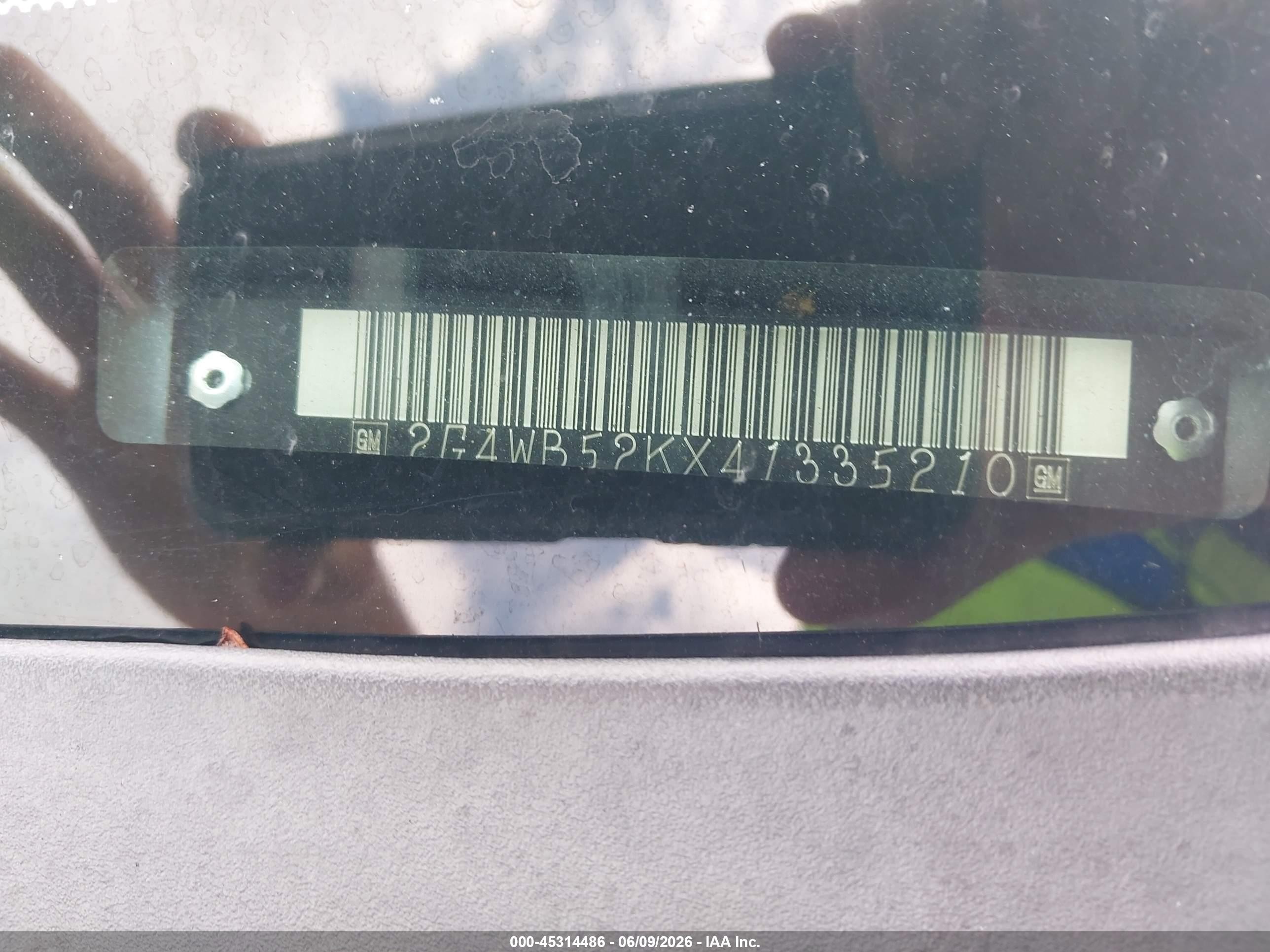 2004 Buick Regal Ls Серебряный vin: 2G4WB52KX41335210