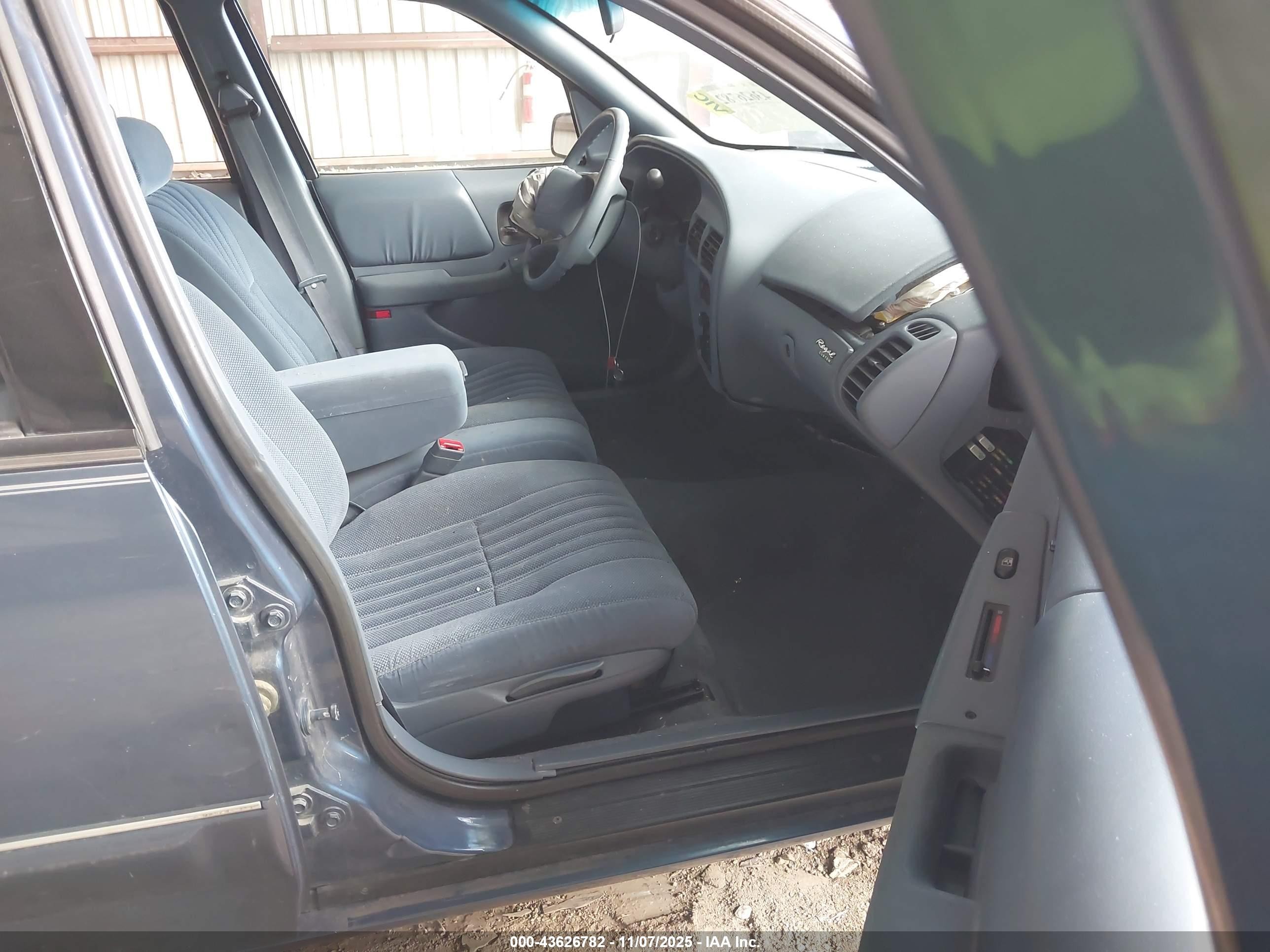 1995 Buick Regal Custom Blue vin: 2G4WB52L2S1467027