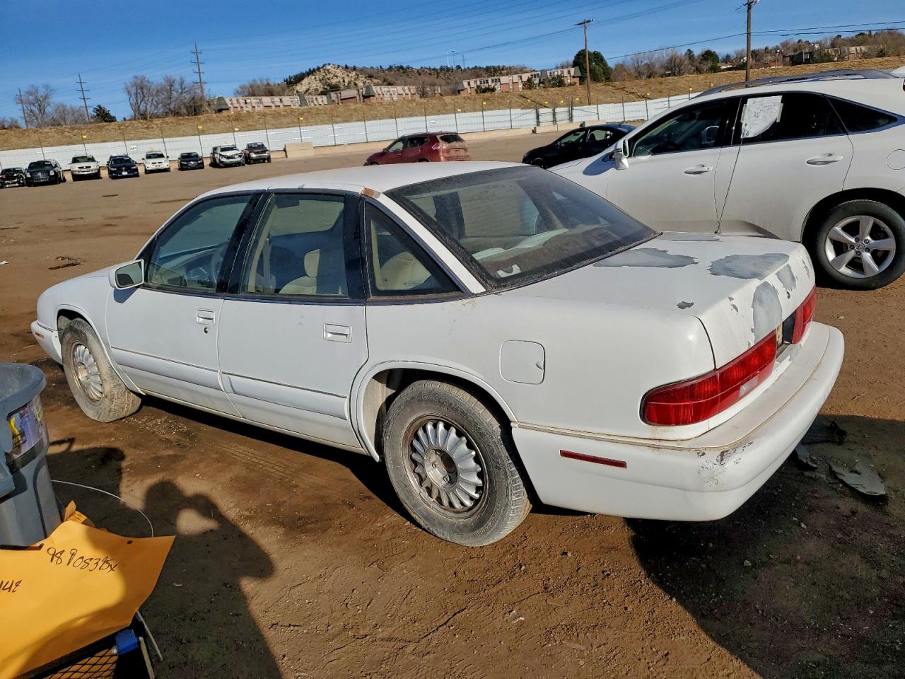 1995 Buick Regal Custom White vin: 2G4WB52L6S1458265