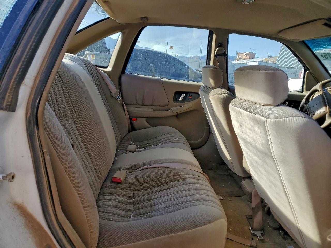 1995 Buick Regal Custom White vin: 2G4WB52L6S1458265