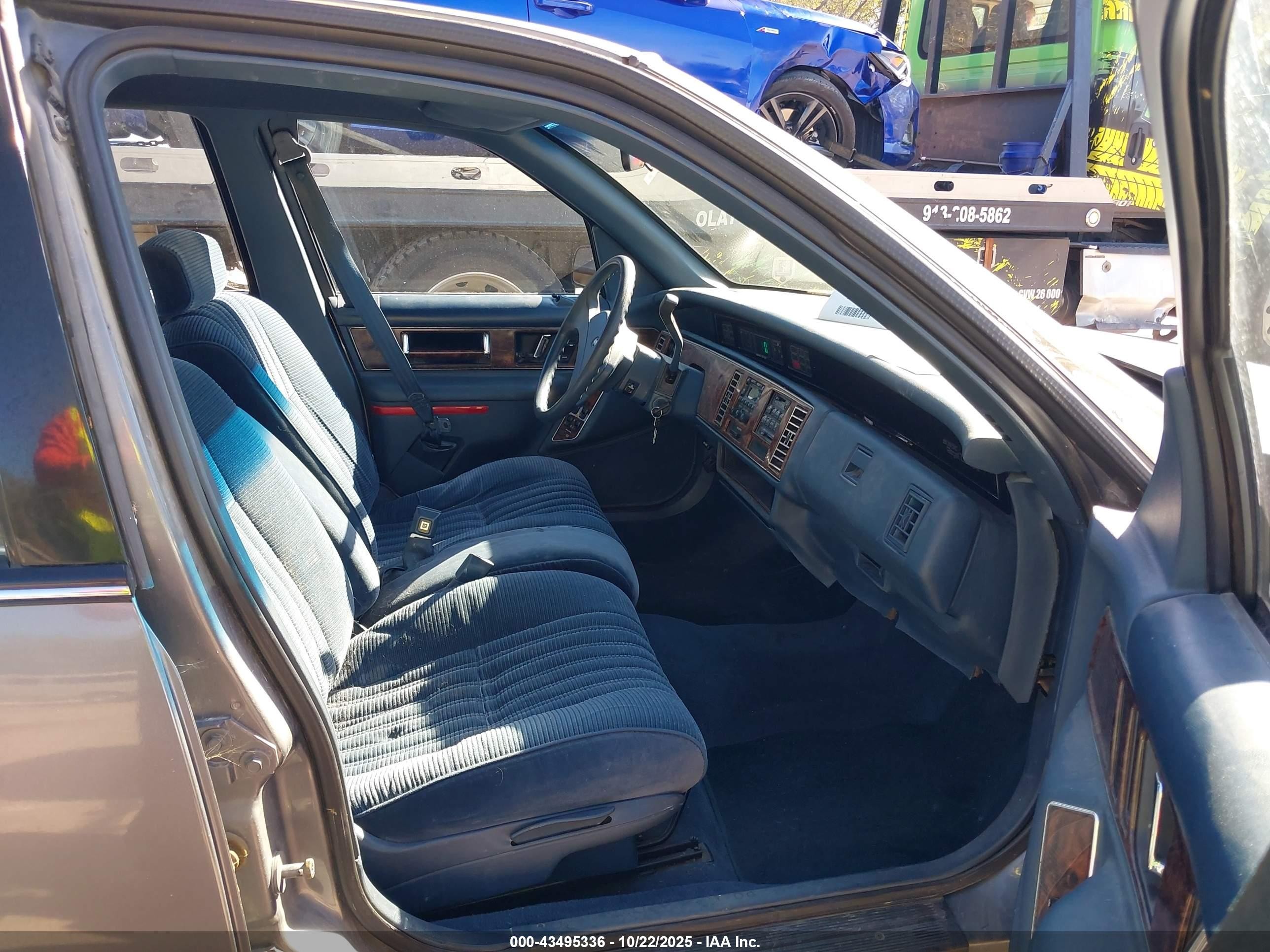 1992 Buick Regal Custom Gray vin: 2G4WB54T5N1472417