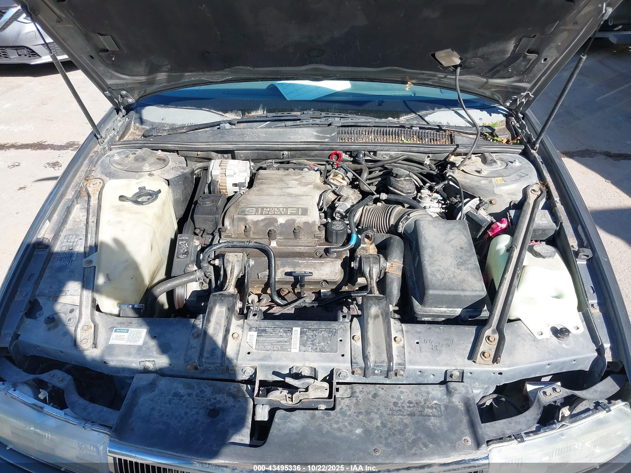 1992 Buick Regal Custom Gray vin: 2G4WB54T5N1472417