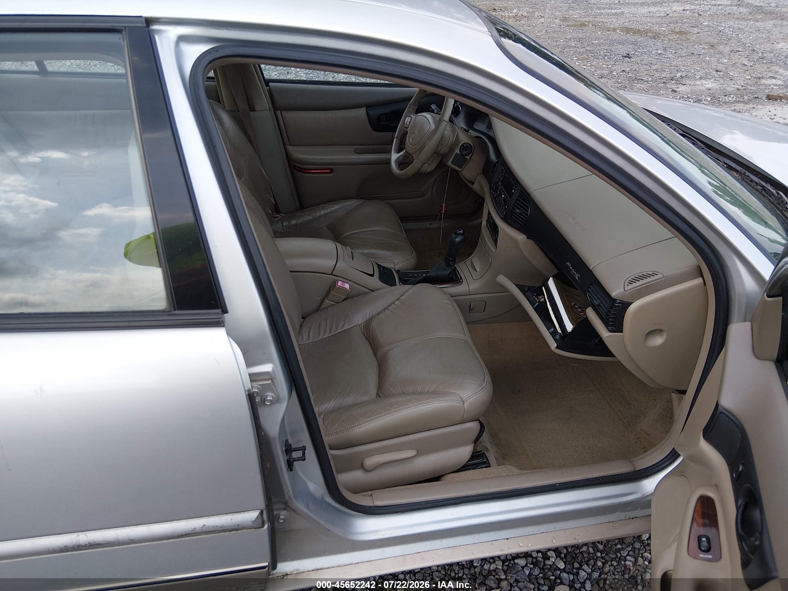 2001 Buick Regal Ls Silver vin: 2G4WB55K011123147