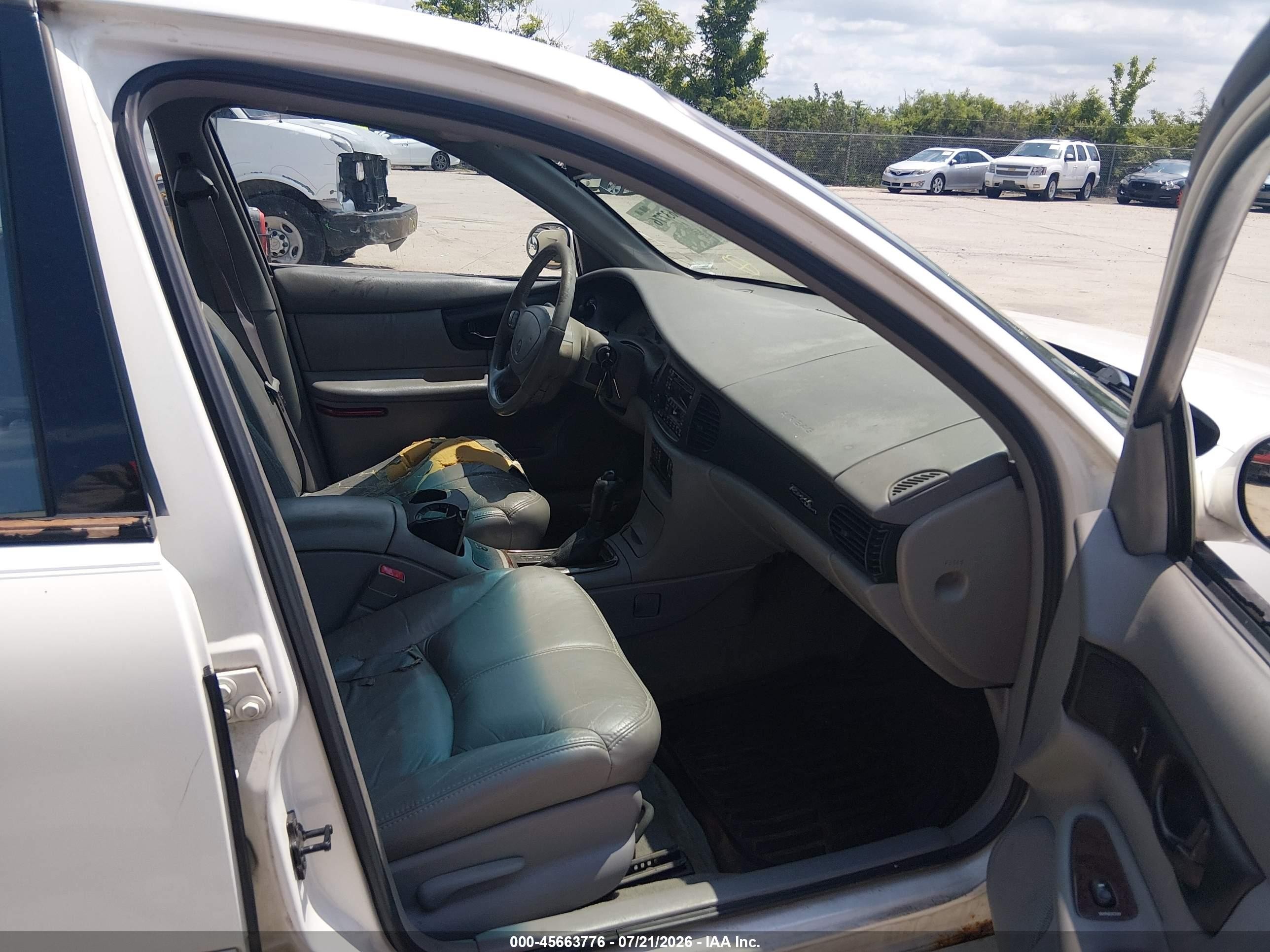 2001 Buick Regal Ls White vin: 2G4WB55K411257689