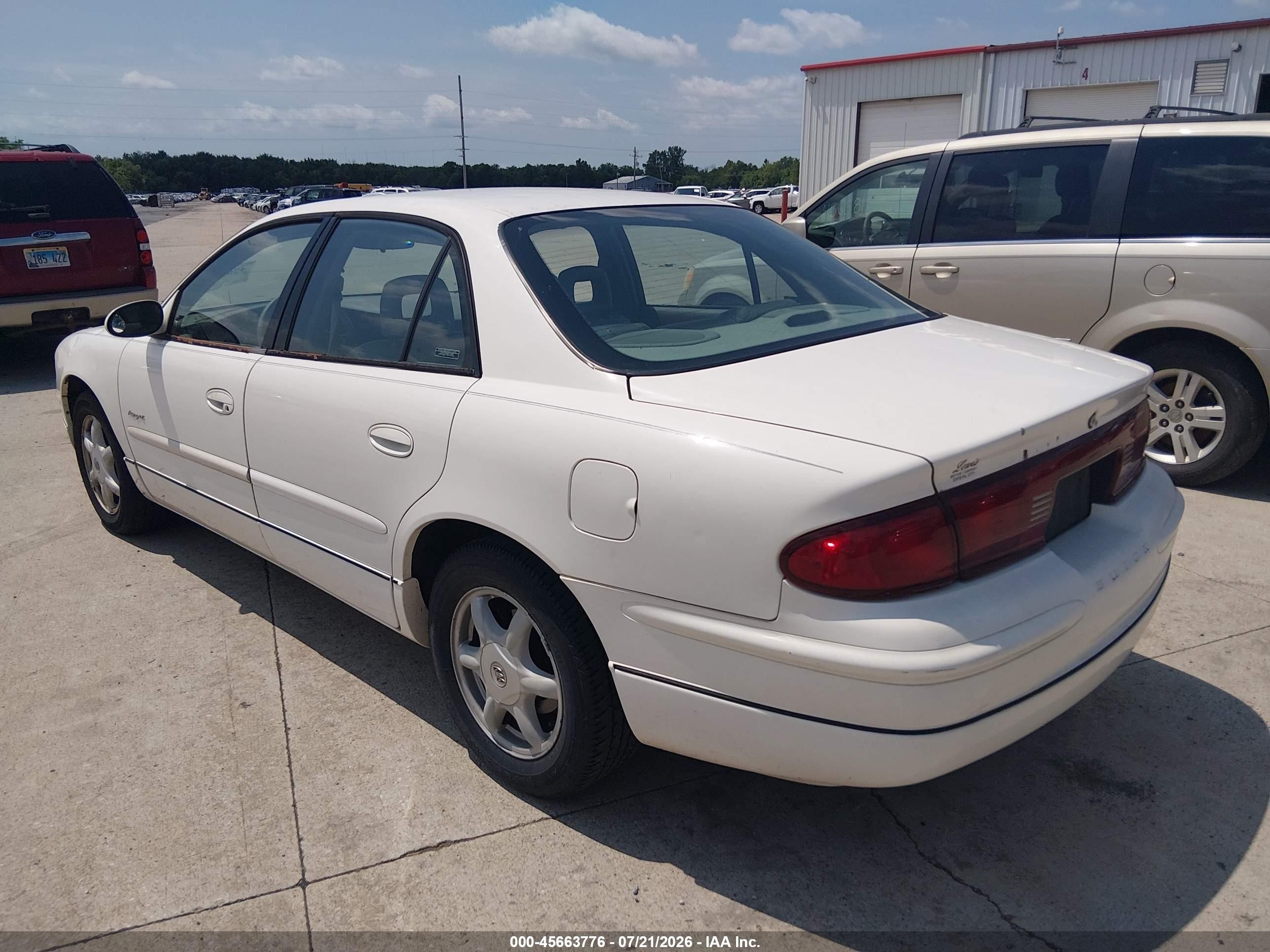 2001 Buick Regal Ls White vin: 2G4WB55K411257689