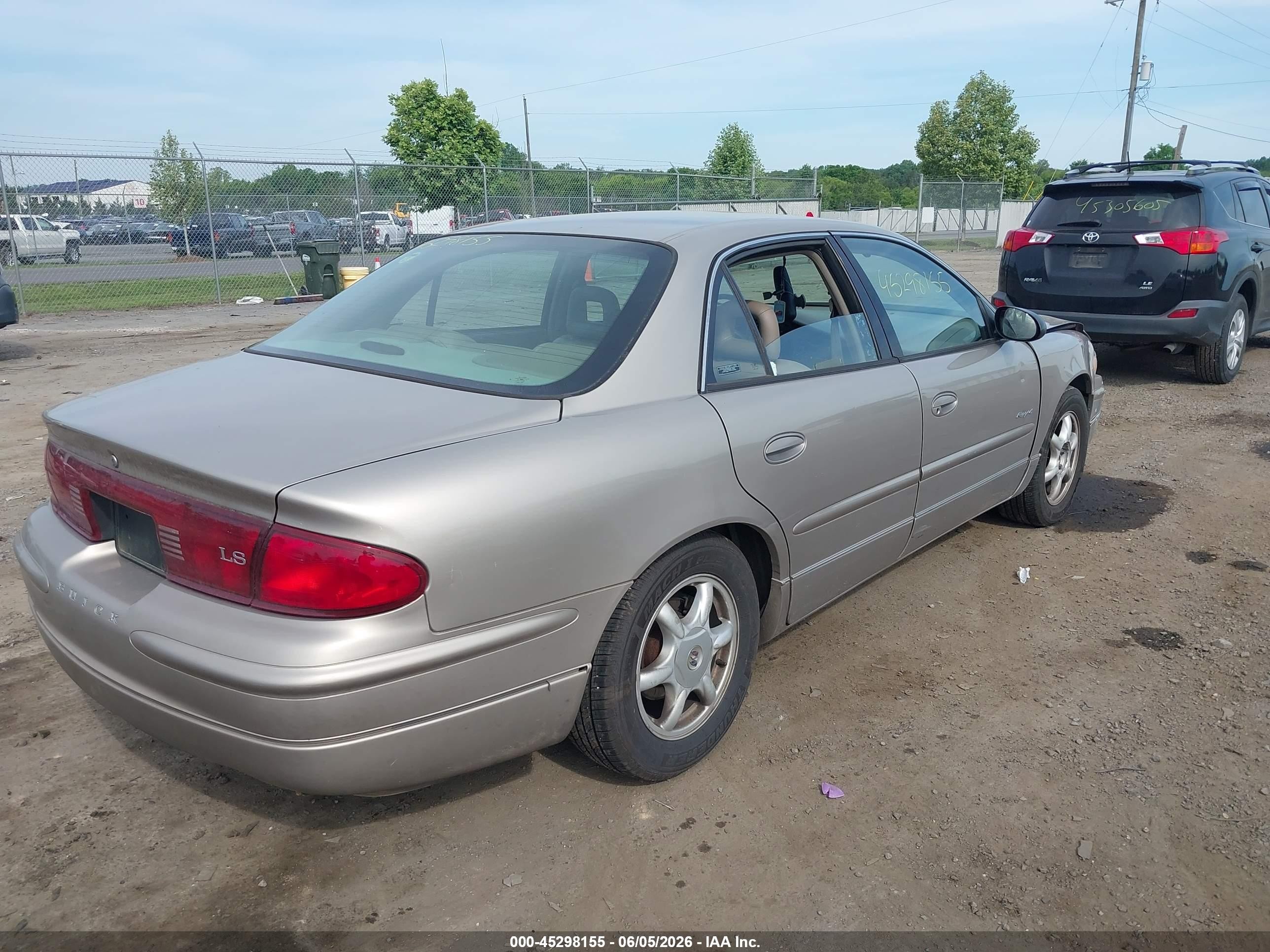 2000 Buick Regal Ls Gold vin: 2G4WB55K4Y1226582