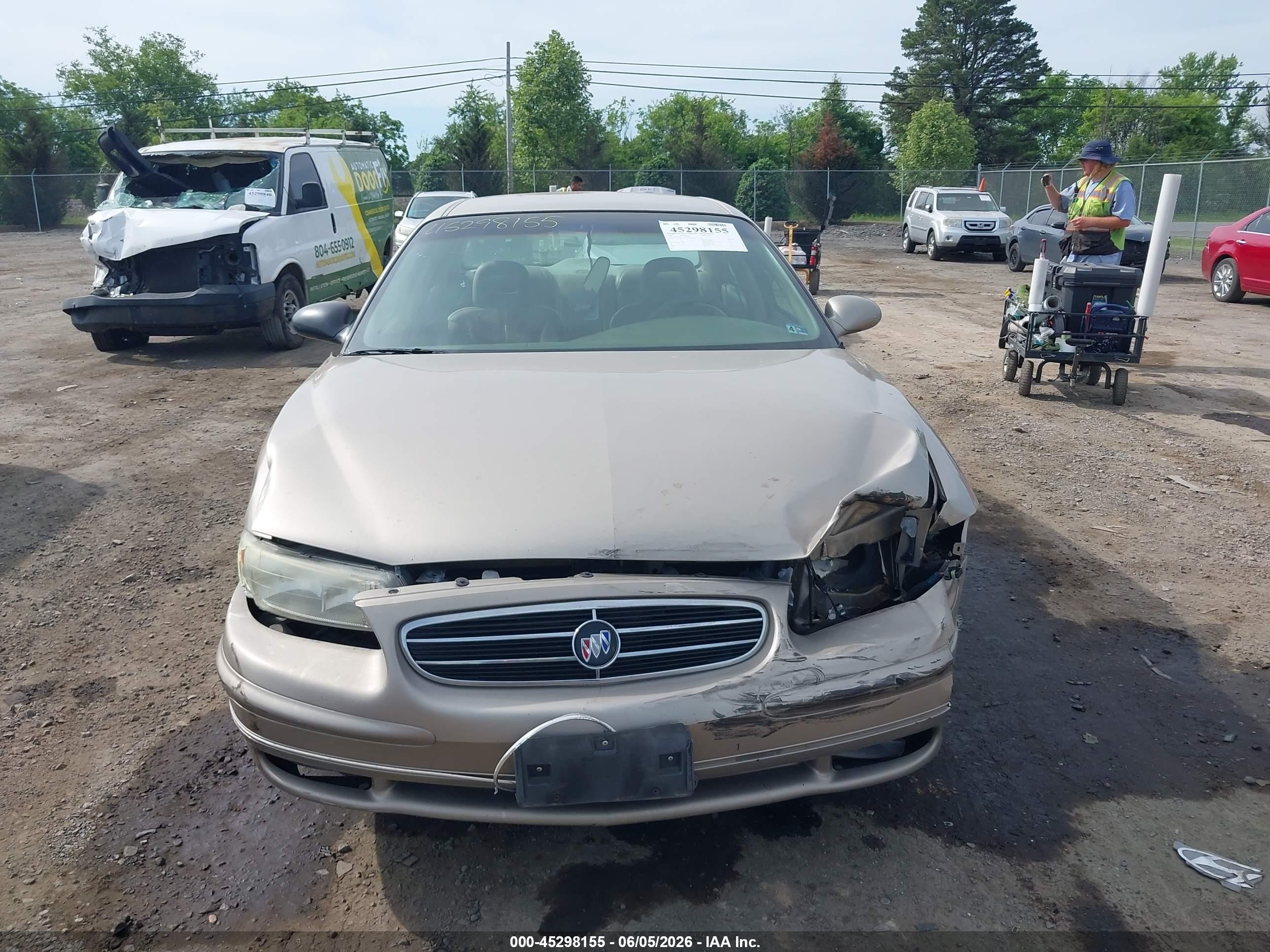 2000 Buick Regal Ls Gold vin: 2G4WB55K4Y1226582