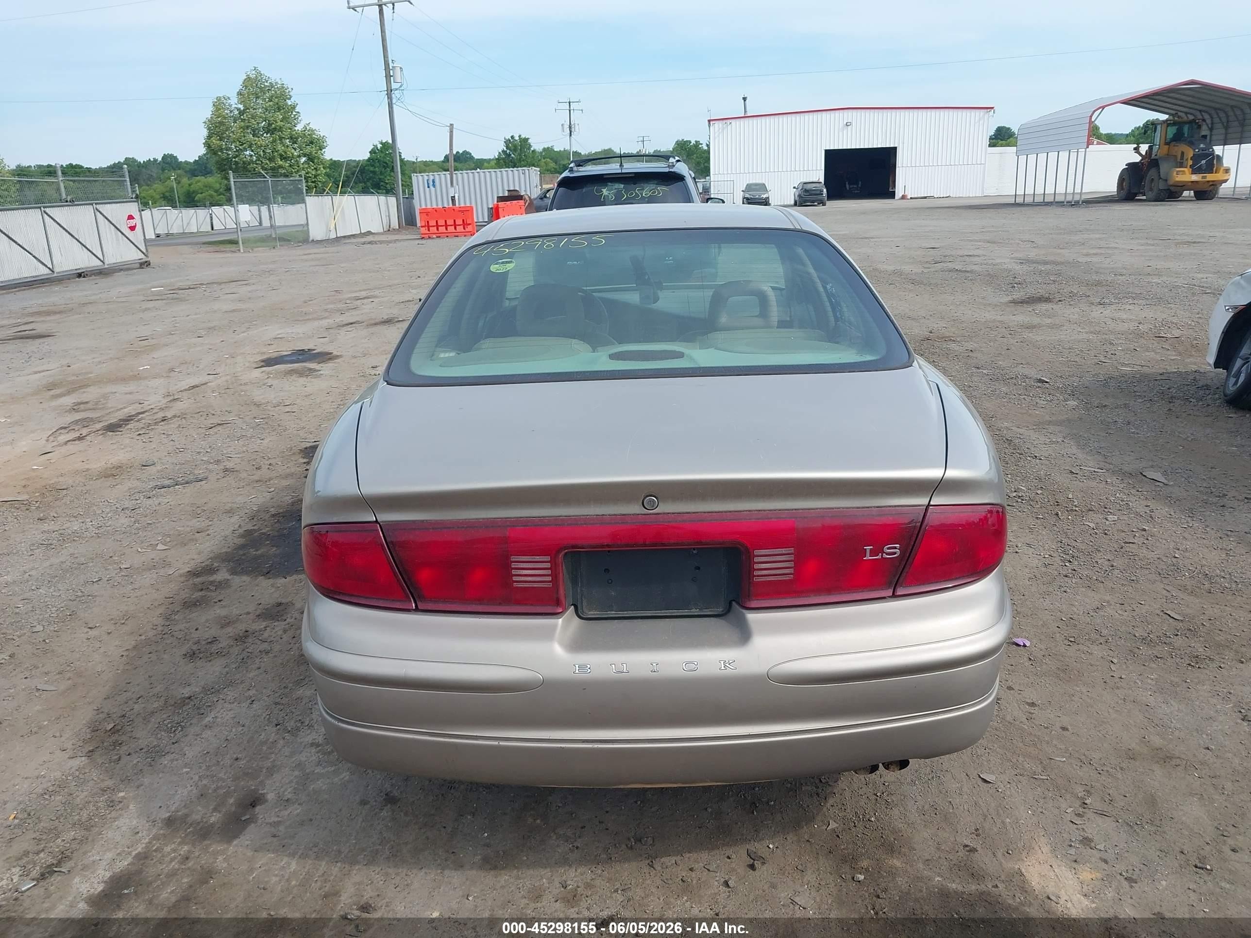 2000 Buick Regal Ls Gold vin: 2G4WB55K4Y1226582