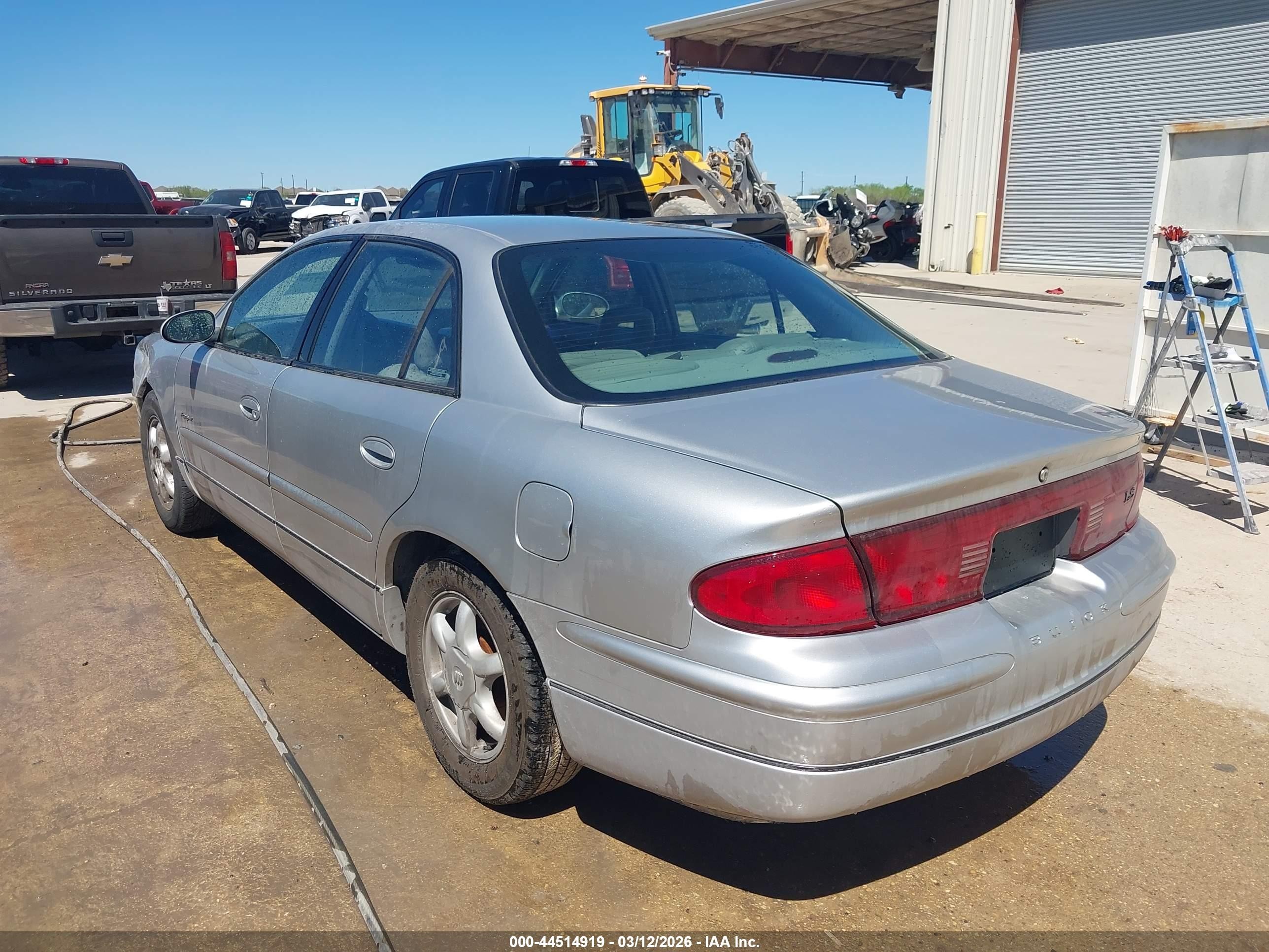 2001 Buick Regal Ls Серебряный vin: 2G4WB55K511328754