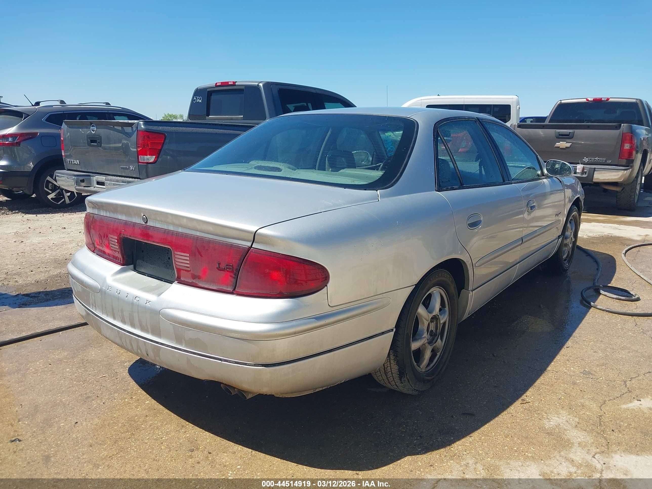 2001 Buick Regal Ls Серебряный vin: 2G4WB55K511328754