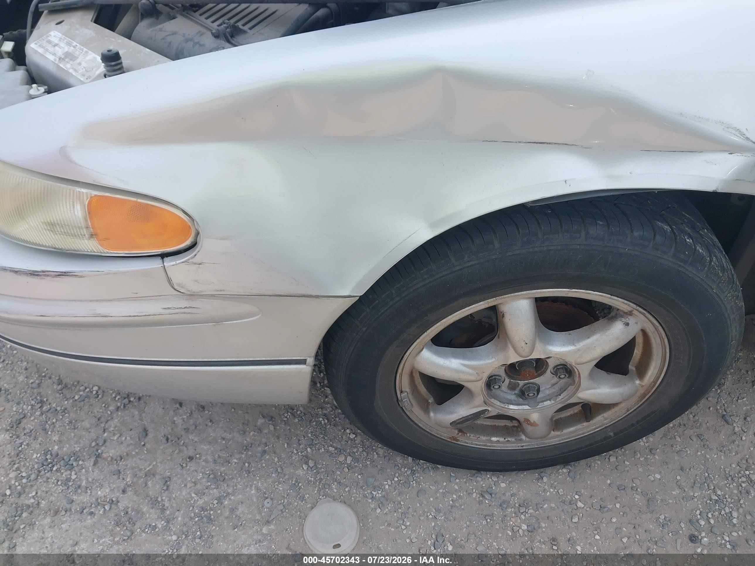 2001 Buick Regal Ls Silver vin: 2G4WB55K511328754