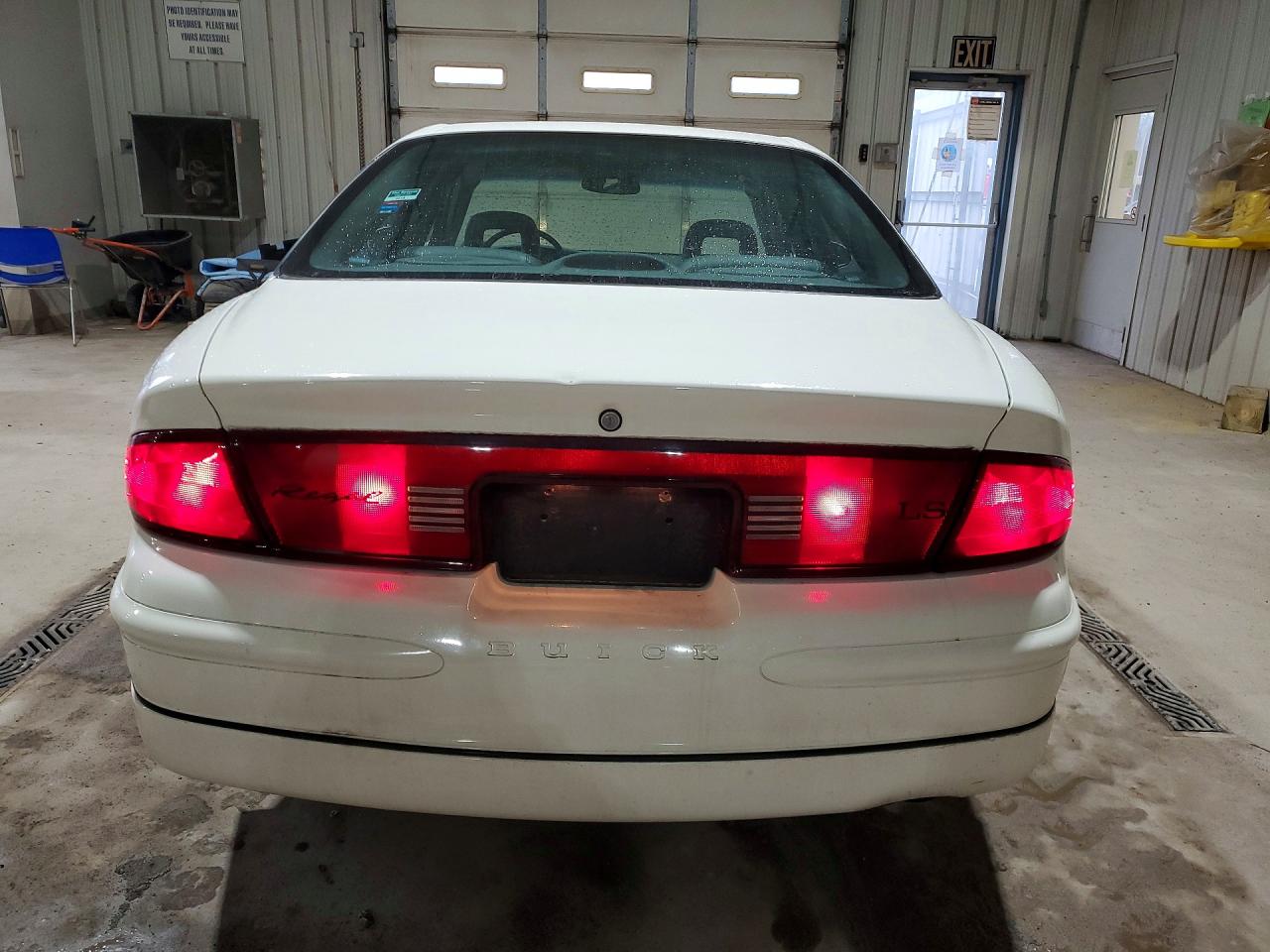 2004 Buick Regal Ls White vin: 2G4WB55K741353739