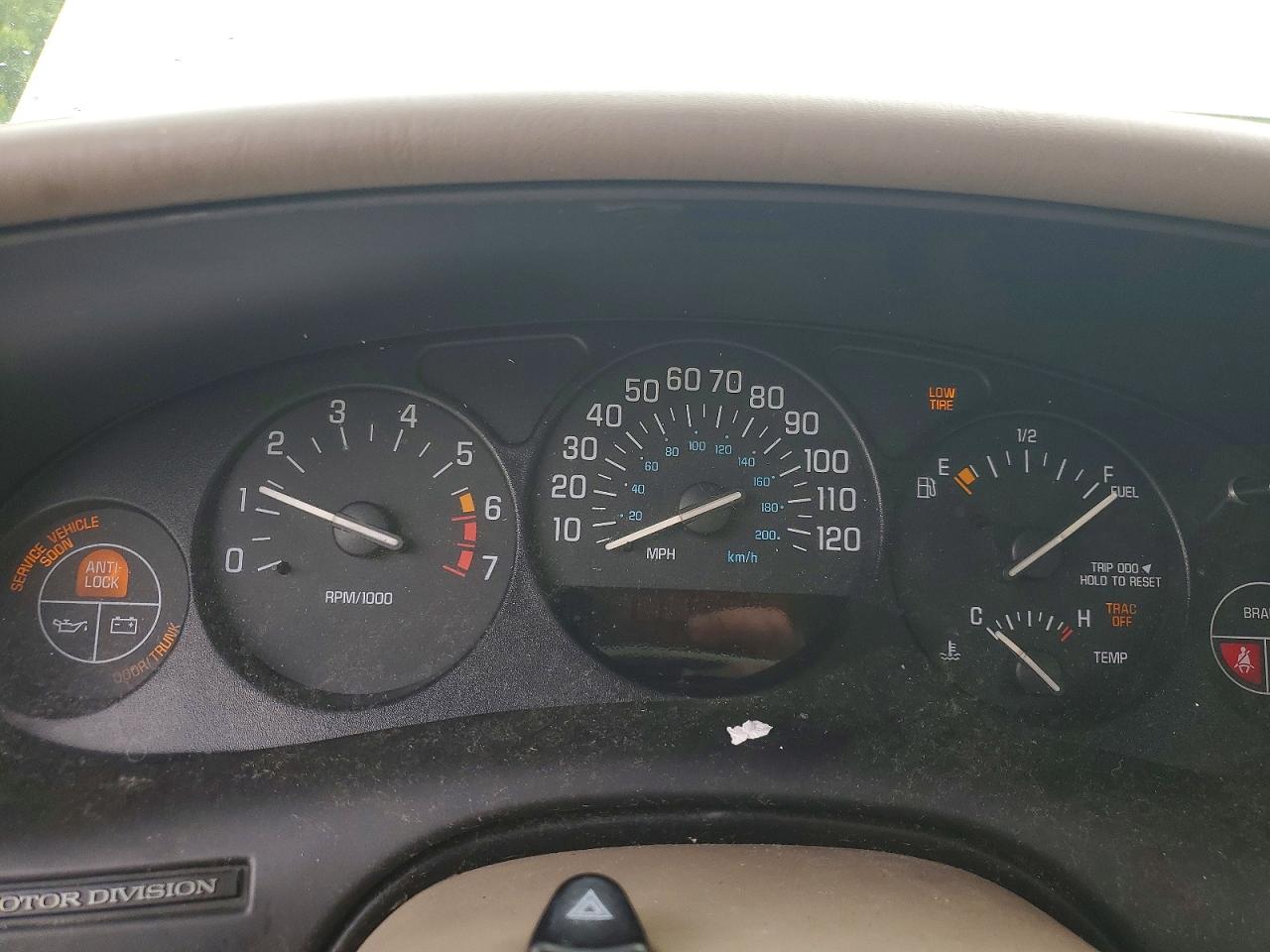 2002 Buick Regal Ls White vin: 2G4WB55KX21141124