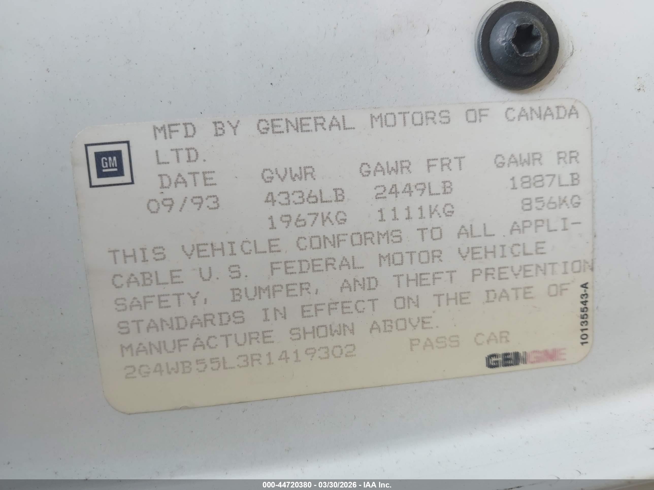 1994 Buick Regal Custom White vin: 2G4WB55L3R1419302