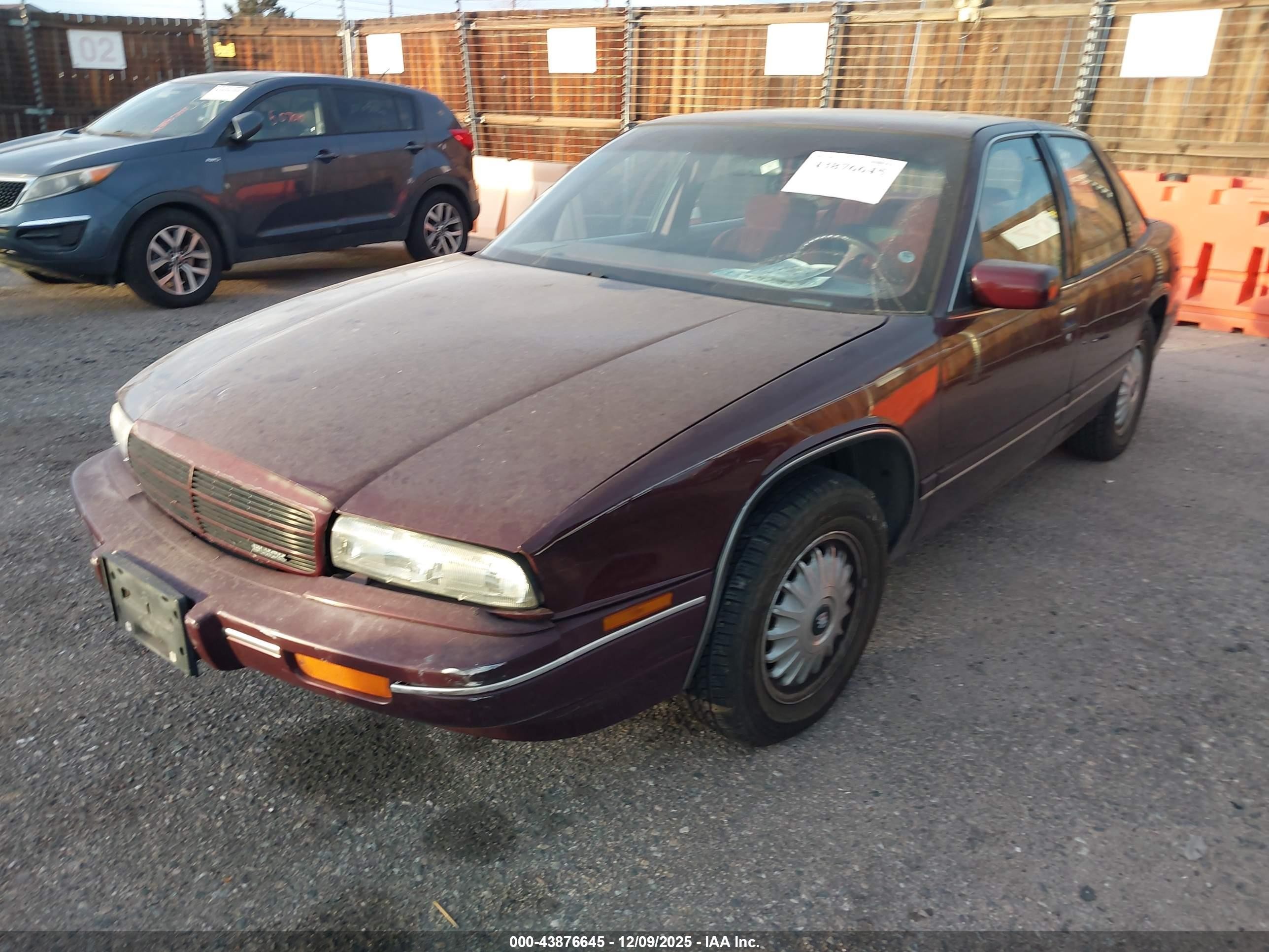 1994 Buick Regal Custom Maroon vin: 2G4WB55L5R1472406